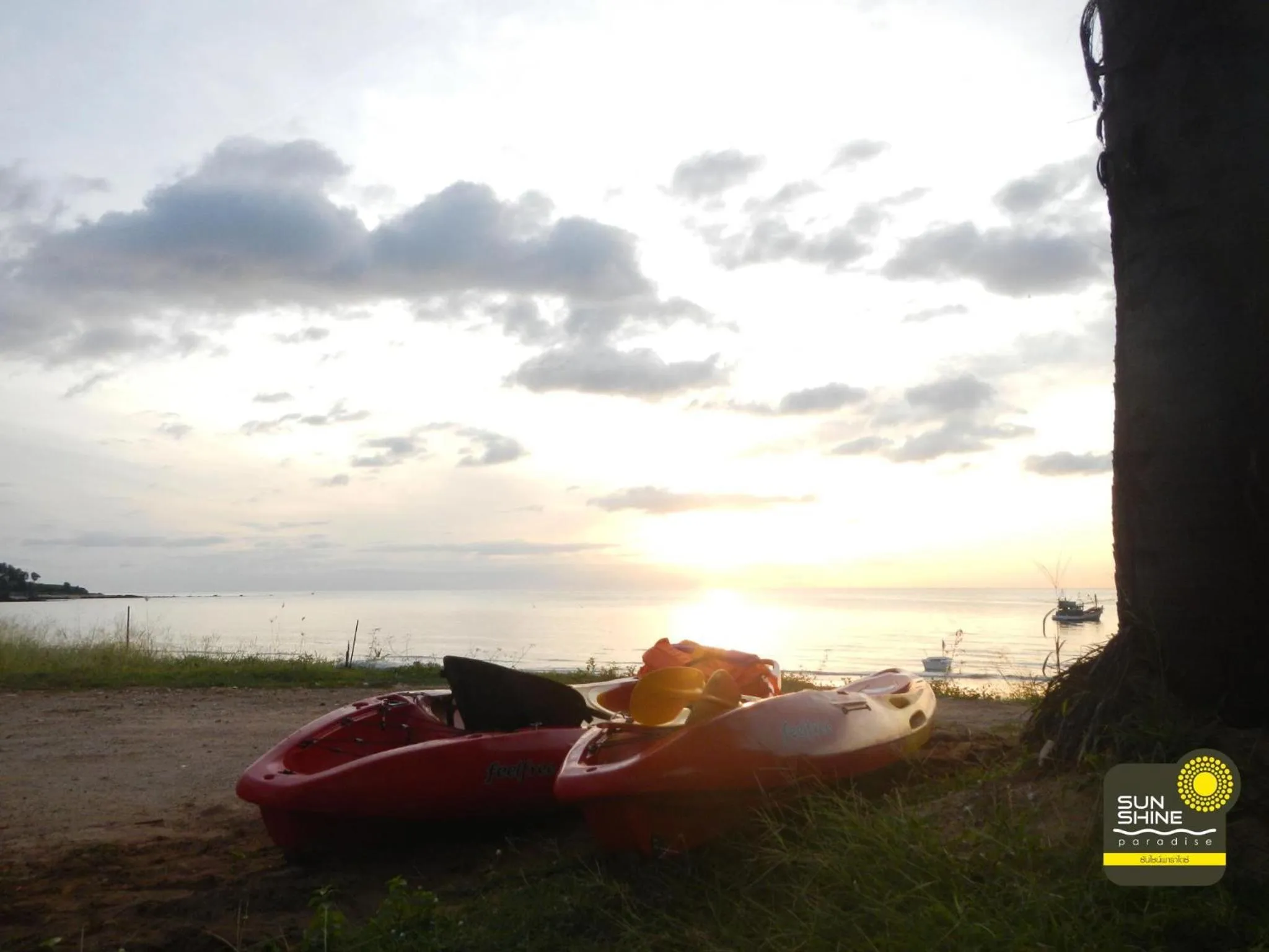 Canoeing in Sunshine Paradise Resort