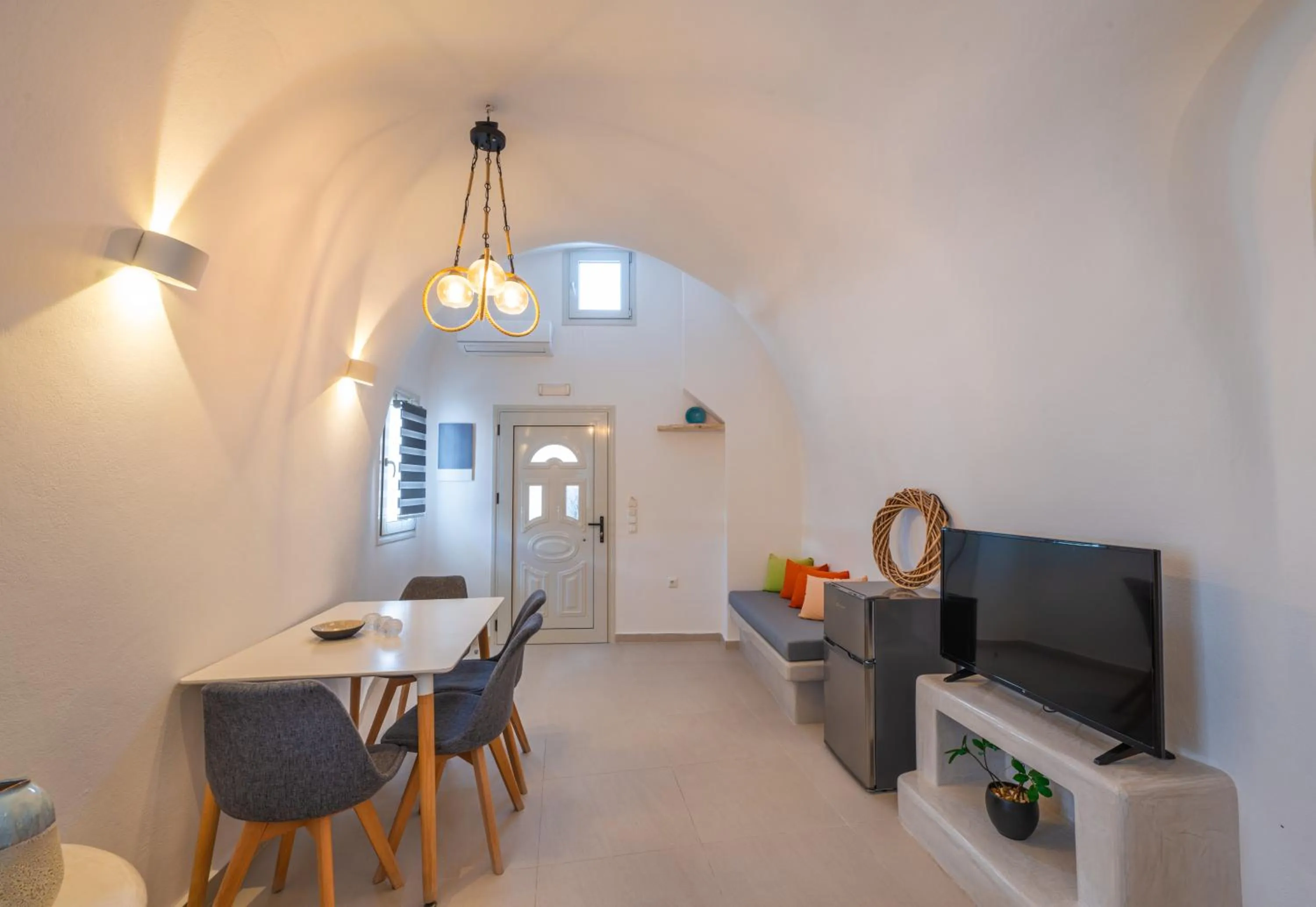 Santoterra Antigua Suites