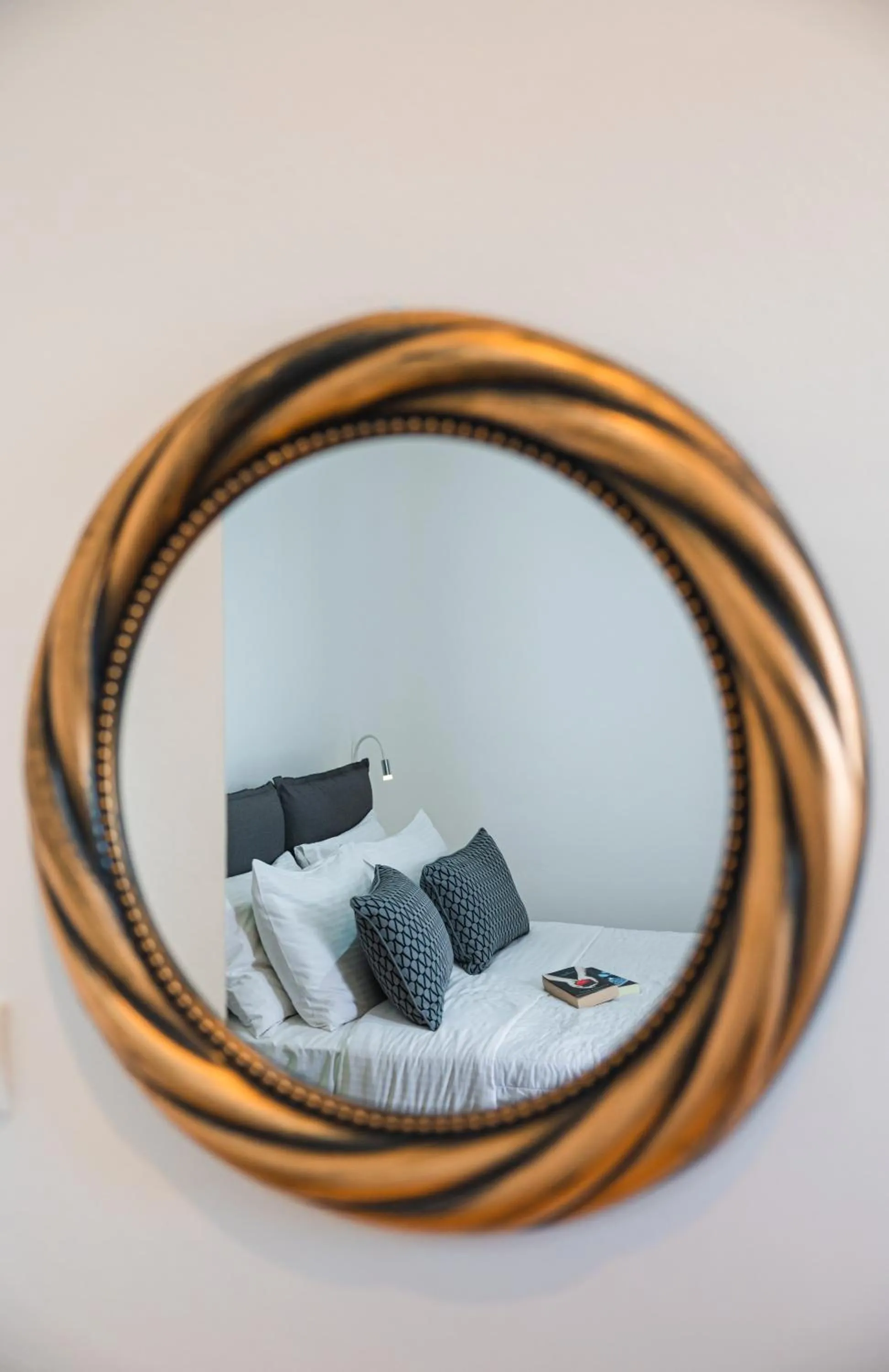 Bed in Santoterra Antigua Suites