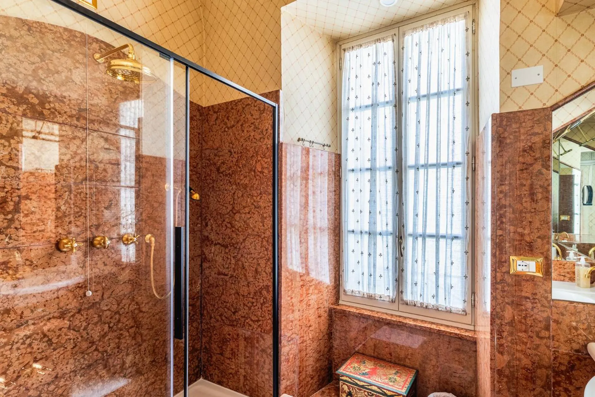 Shower in Casa d'artista - Camere in residenza di Charme