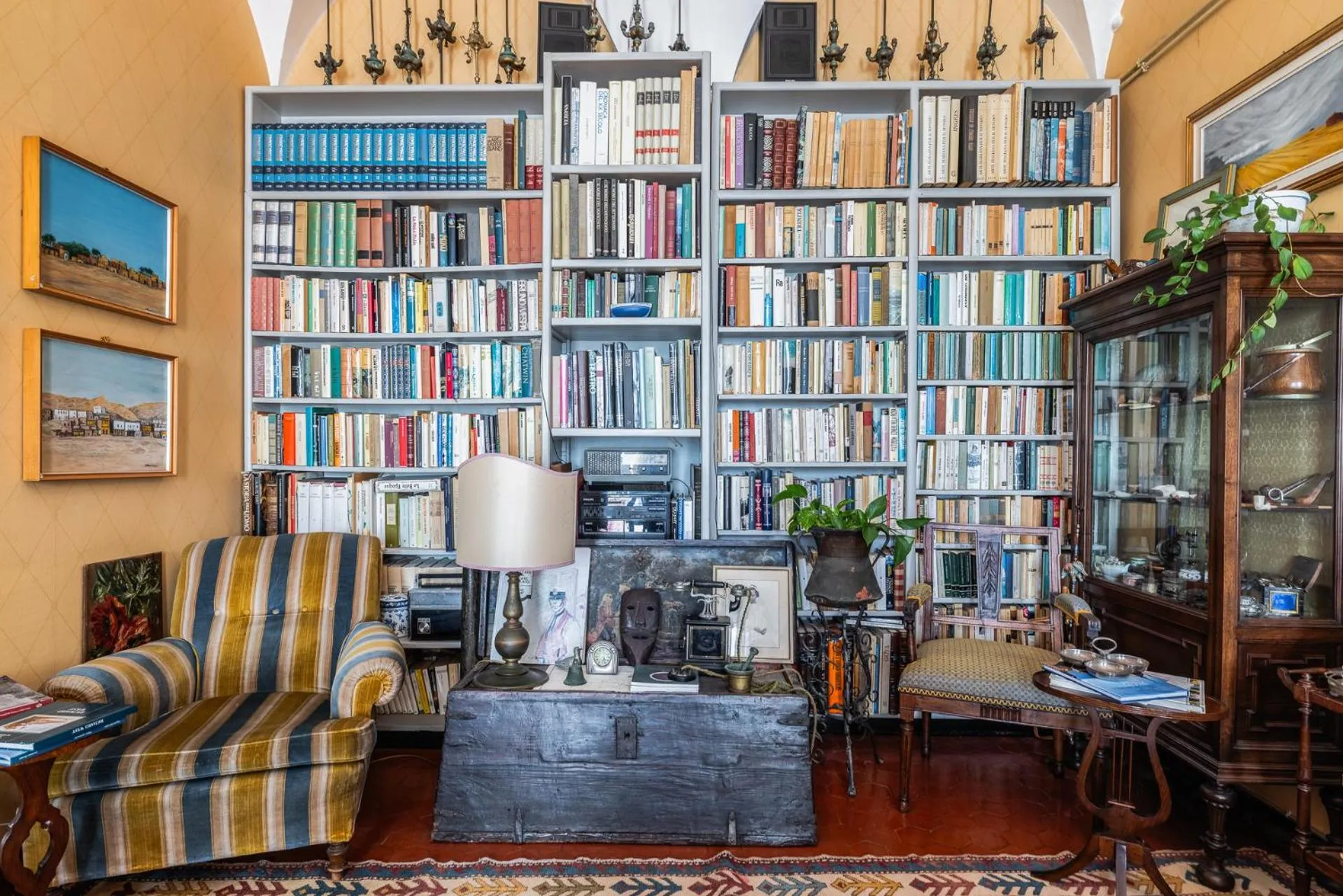 Library in Casa d'artista - Camere in residenza di Charme