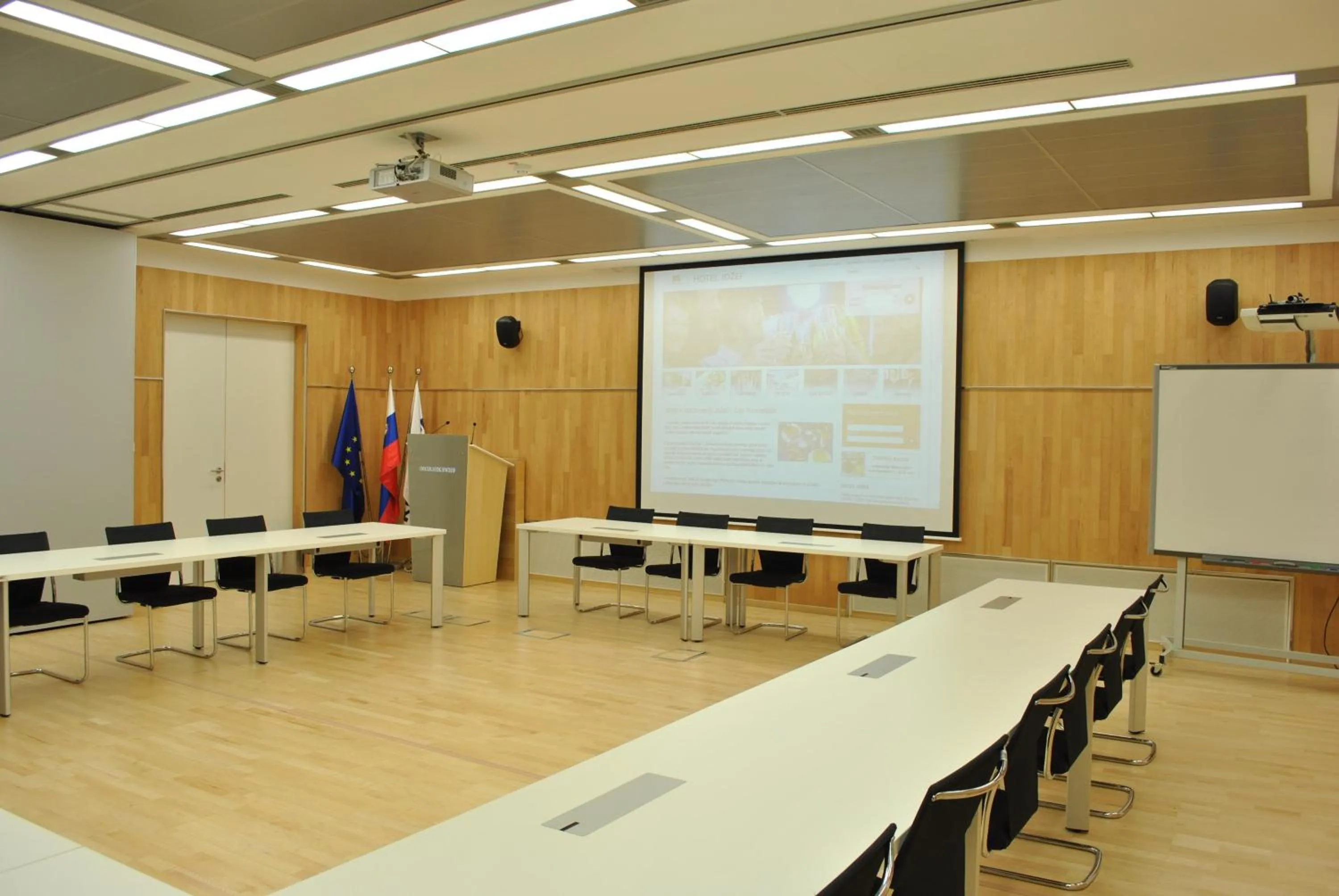 Meeting/conference room in Hotel Jozef