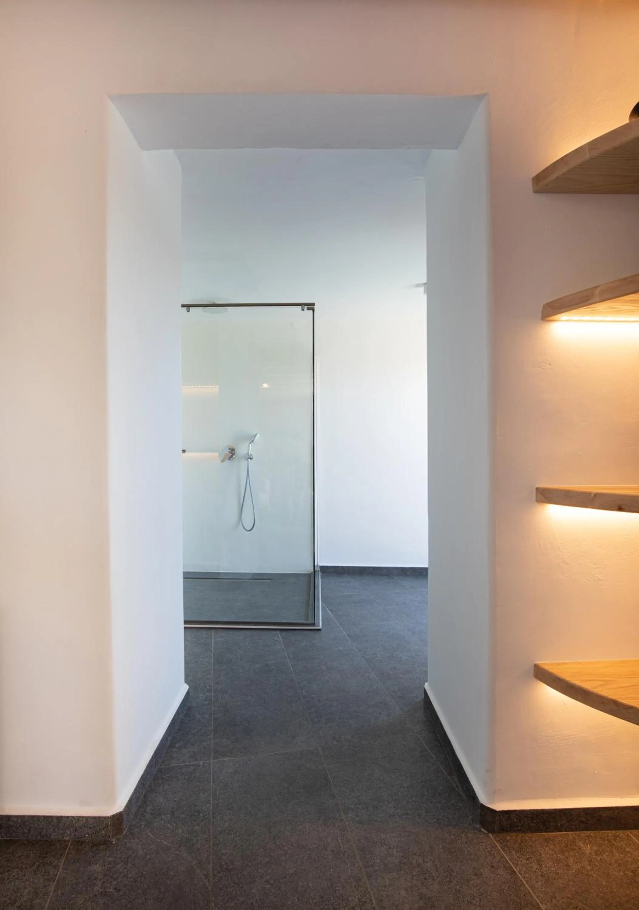 Bathroom in Ikies of Mykonos