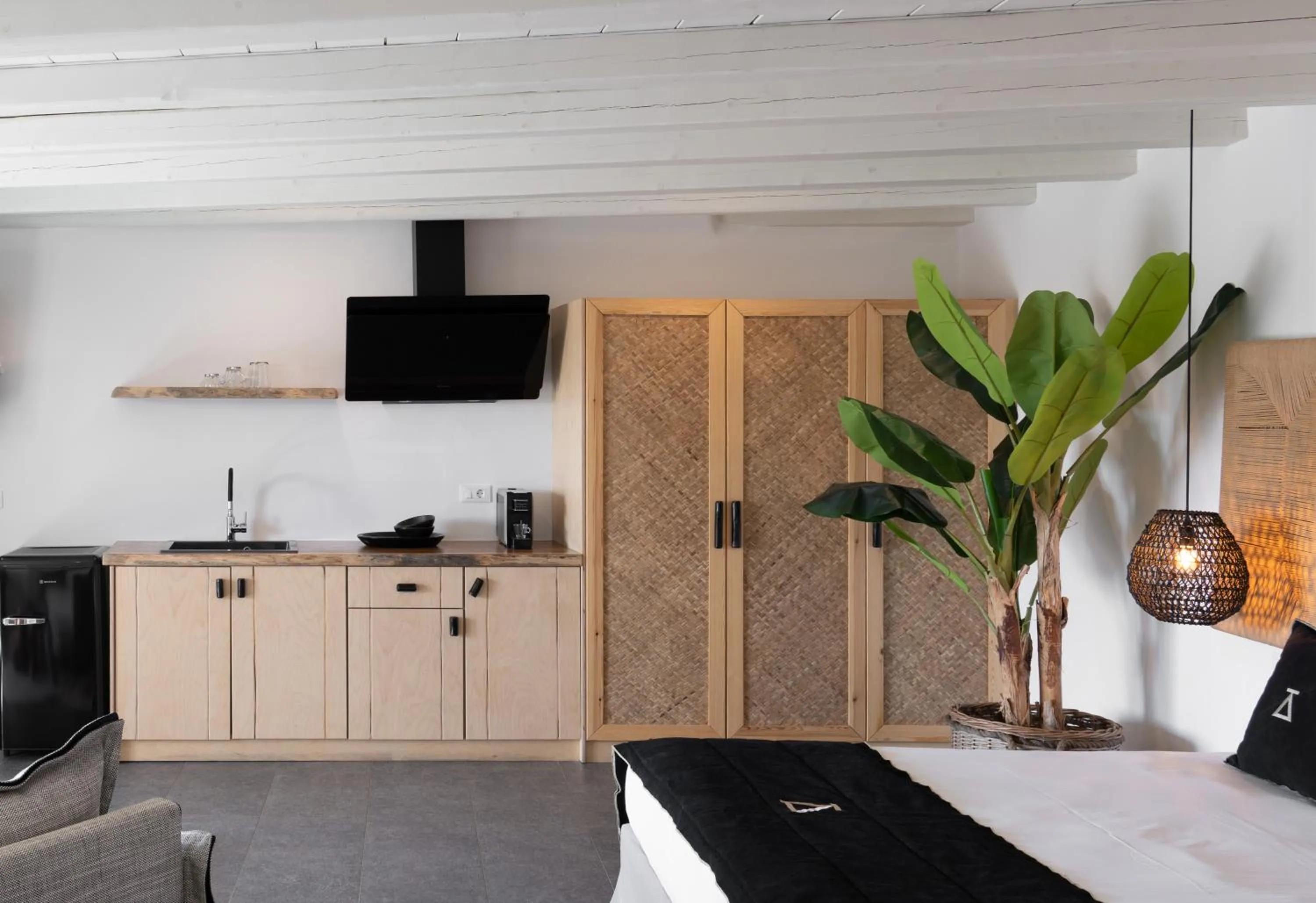 Coffee/tea facilities in Ikies of Mykonos