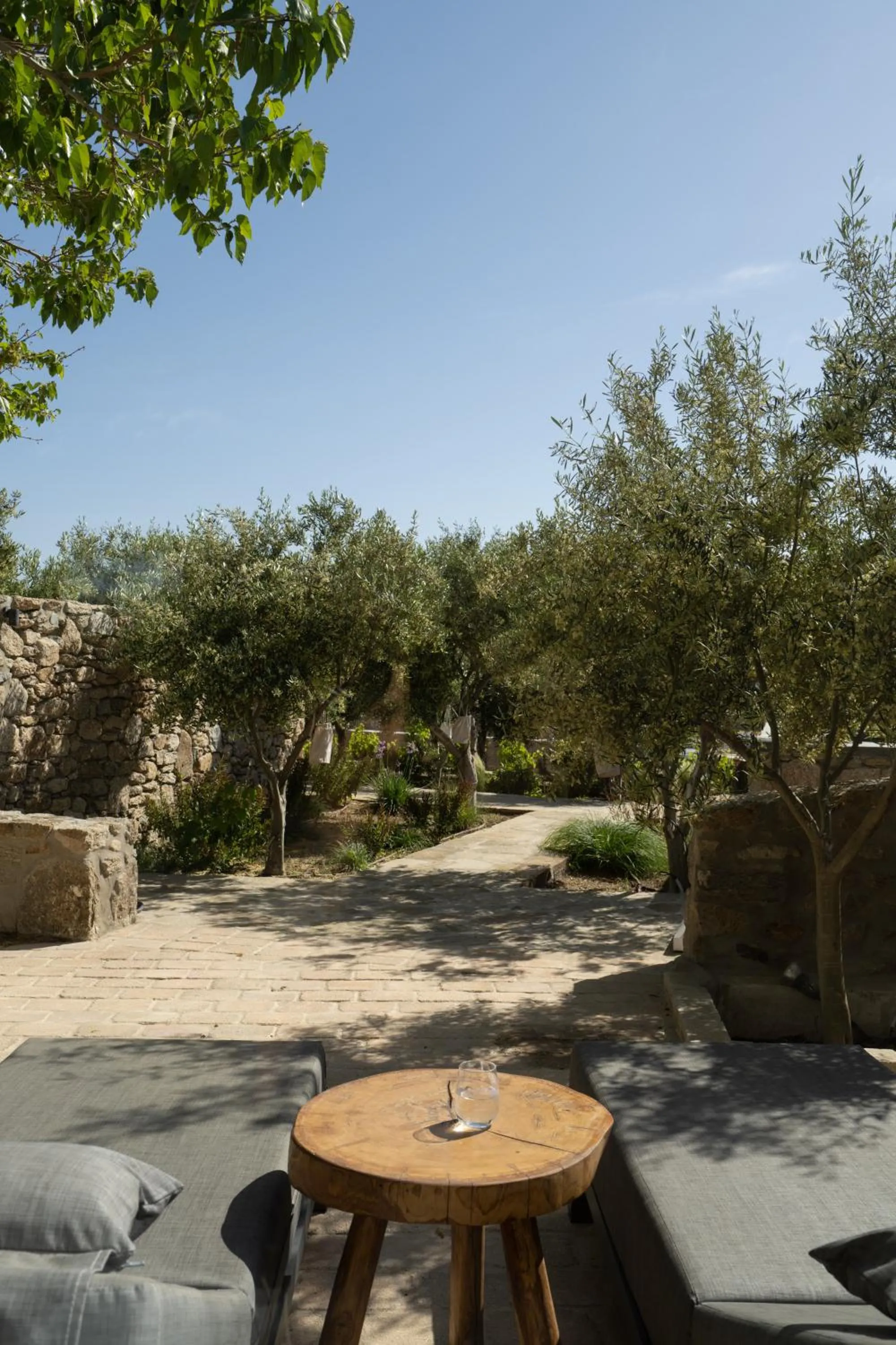 Patio in Ikies of Mykonos