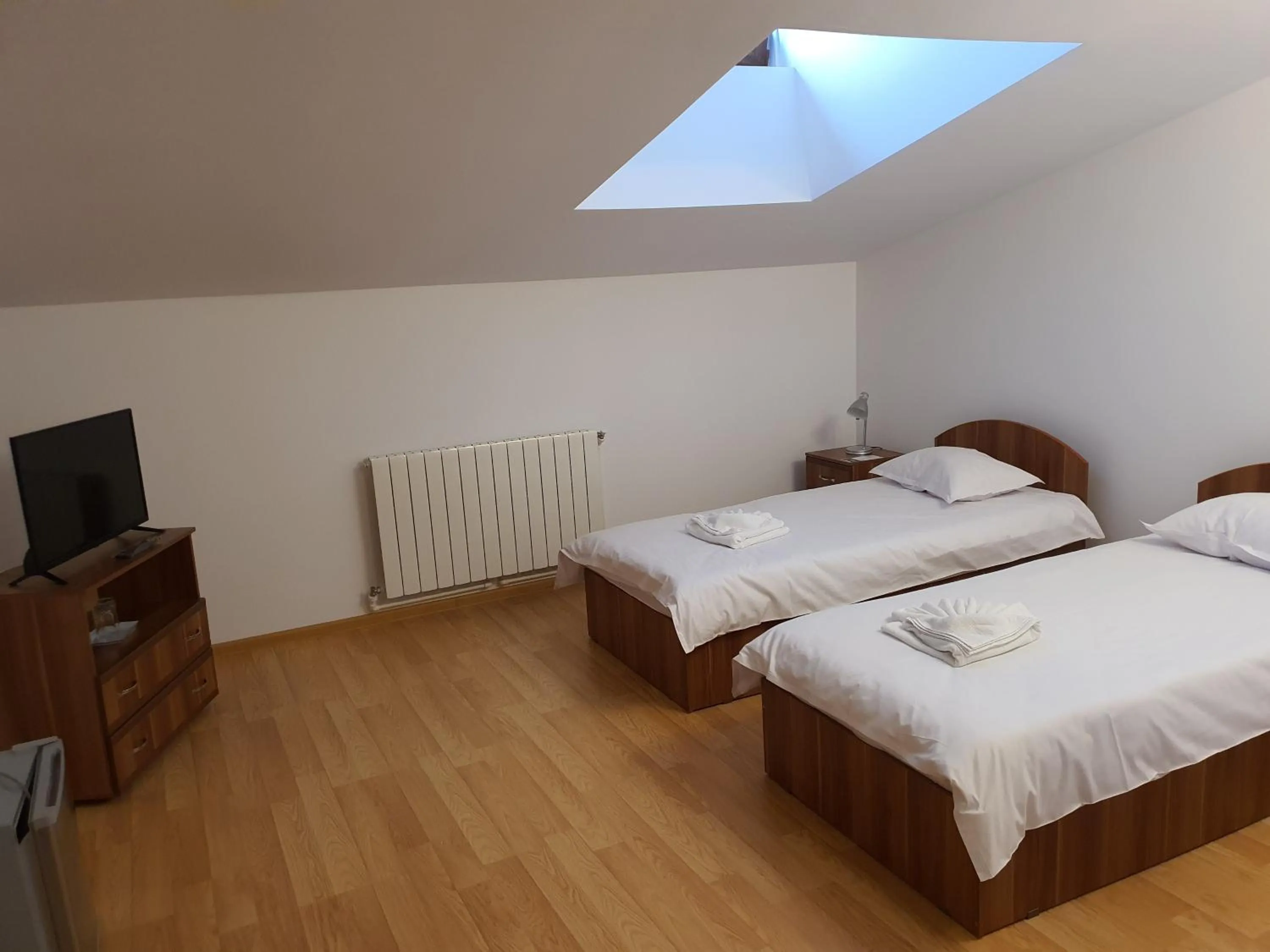 Bed in Lotca Fermecată - Lotka Fermecată