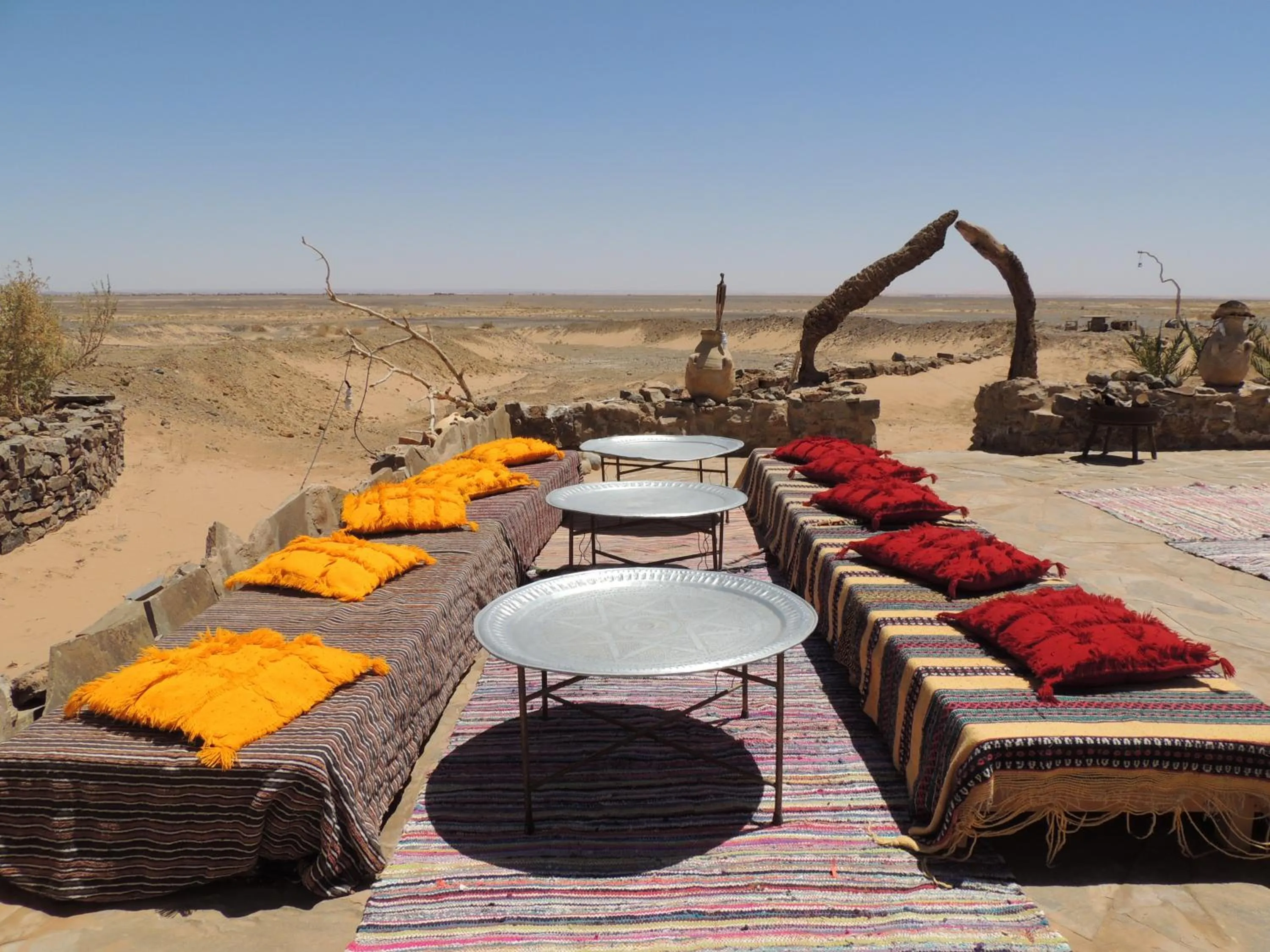 Balcony/Terrace in Maison Boutchrafine