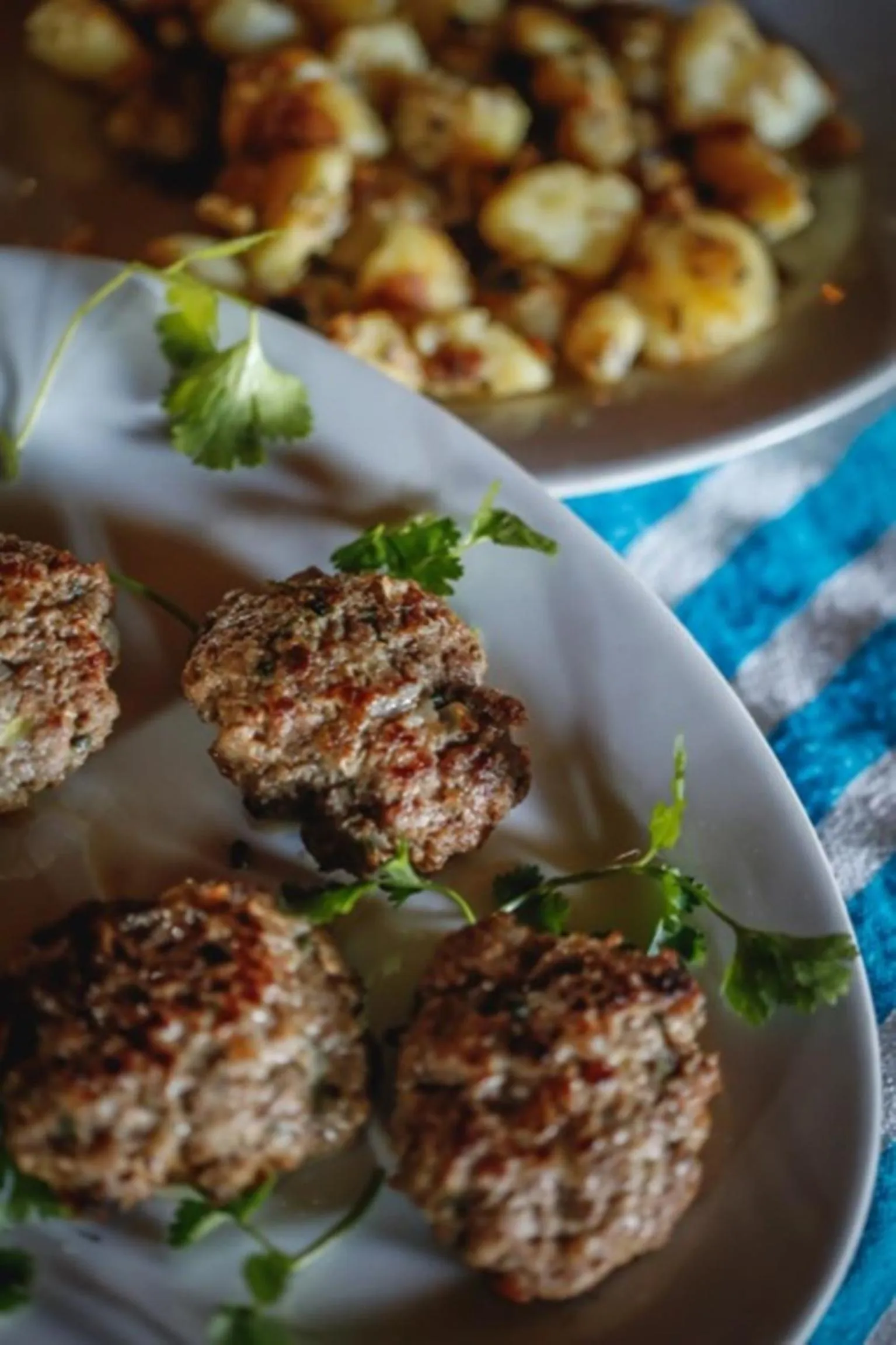 Restaurant/places to eat in Maison Boutchrafine