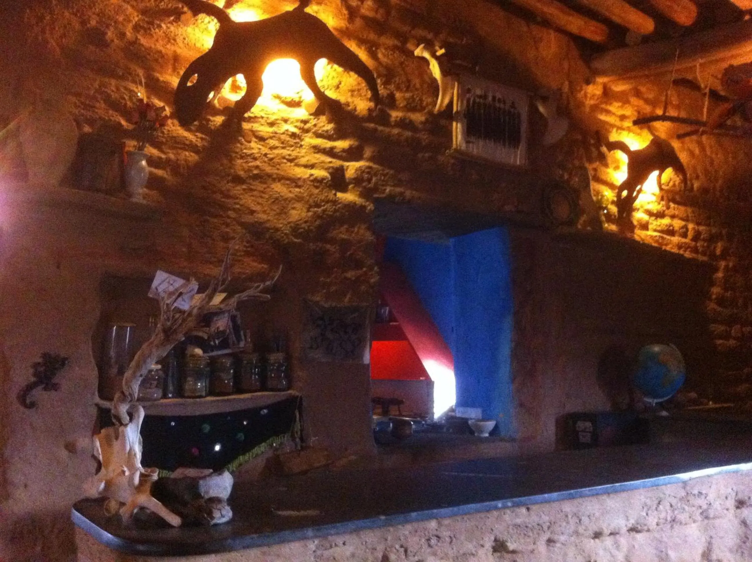 Lounge or bar in Maison Boutchrafine