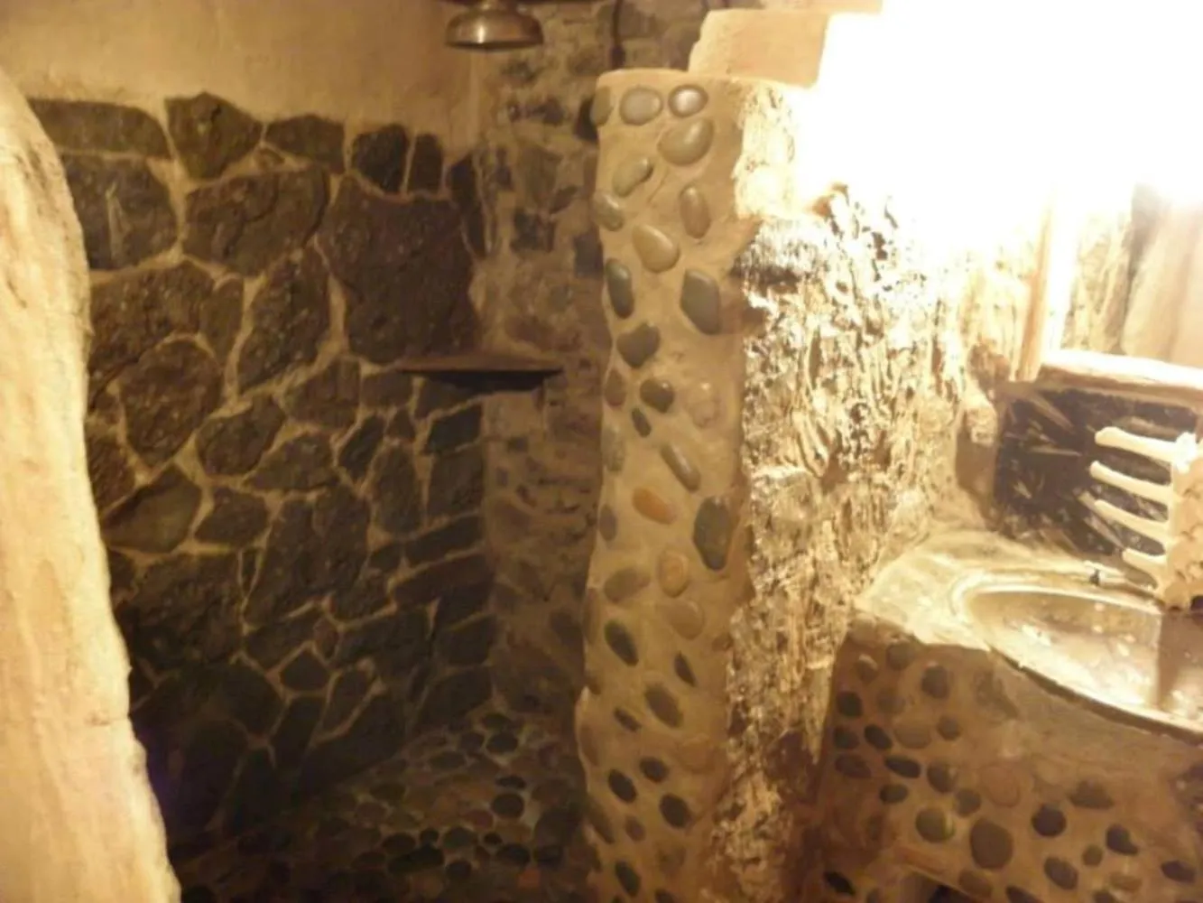 Bathroom in Maison Boutchrafine