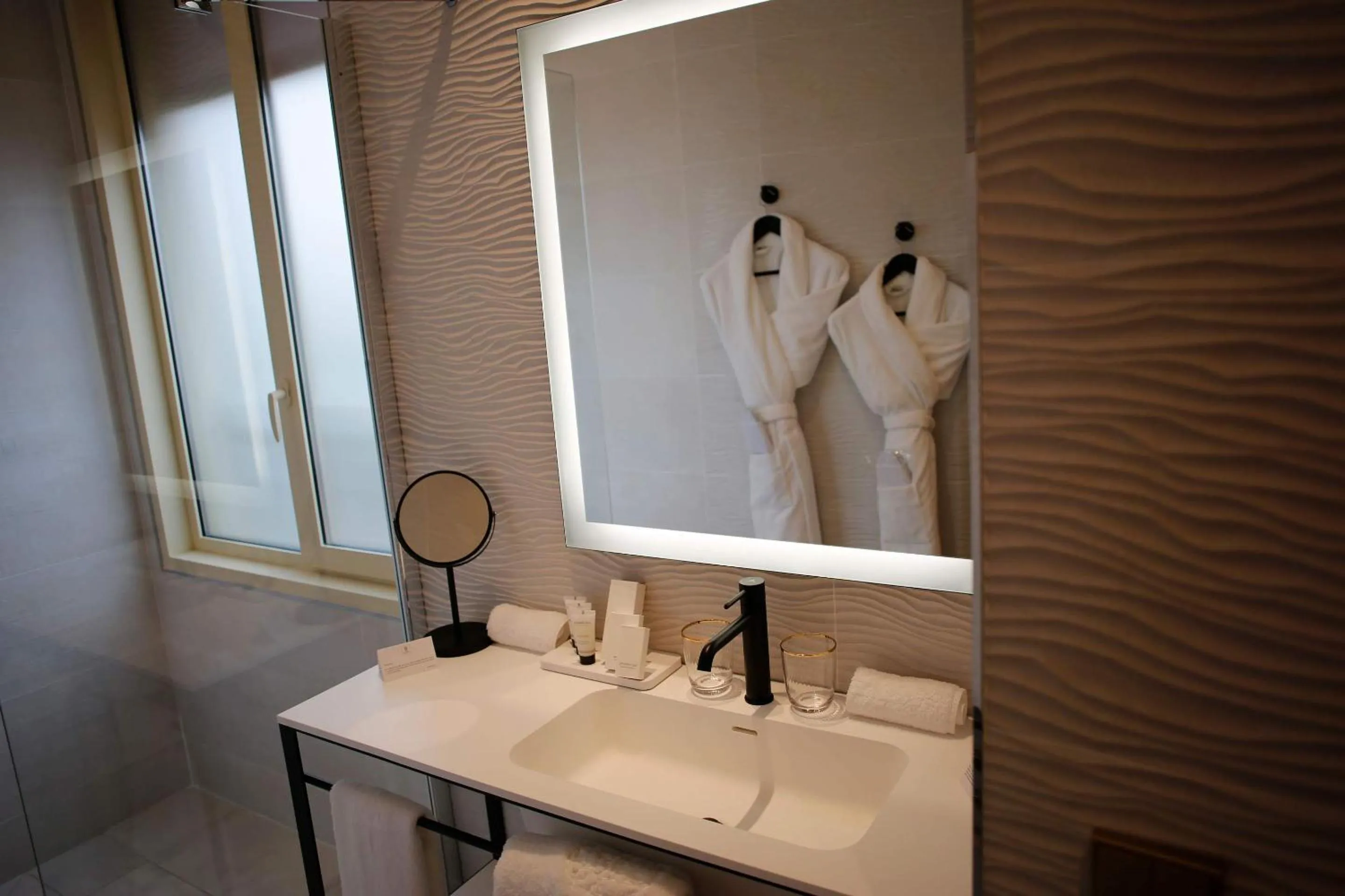 Bathroom in Splendid Hôtel & Spa