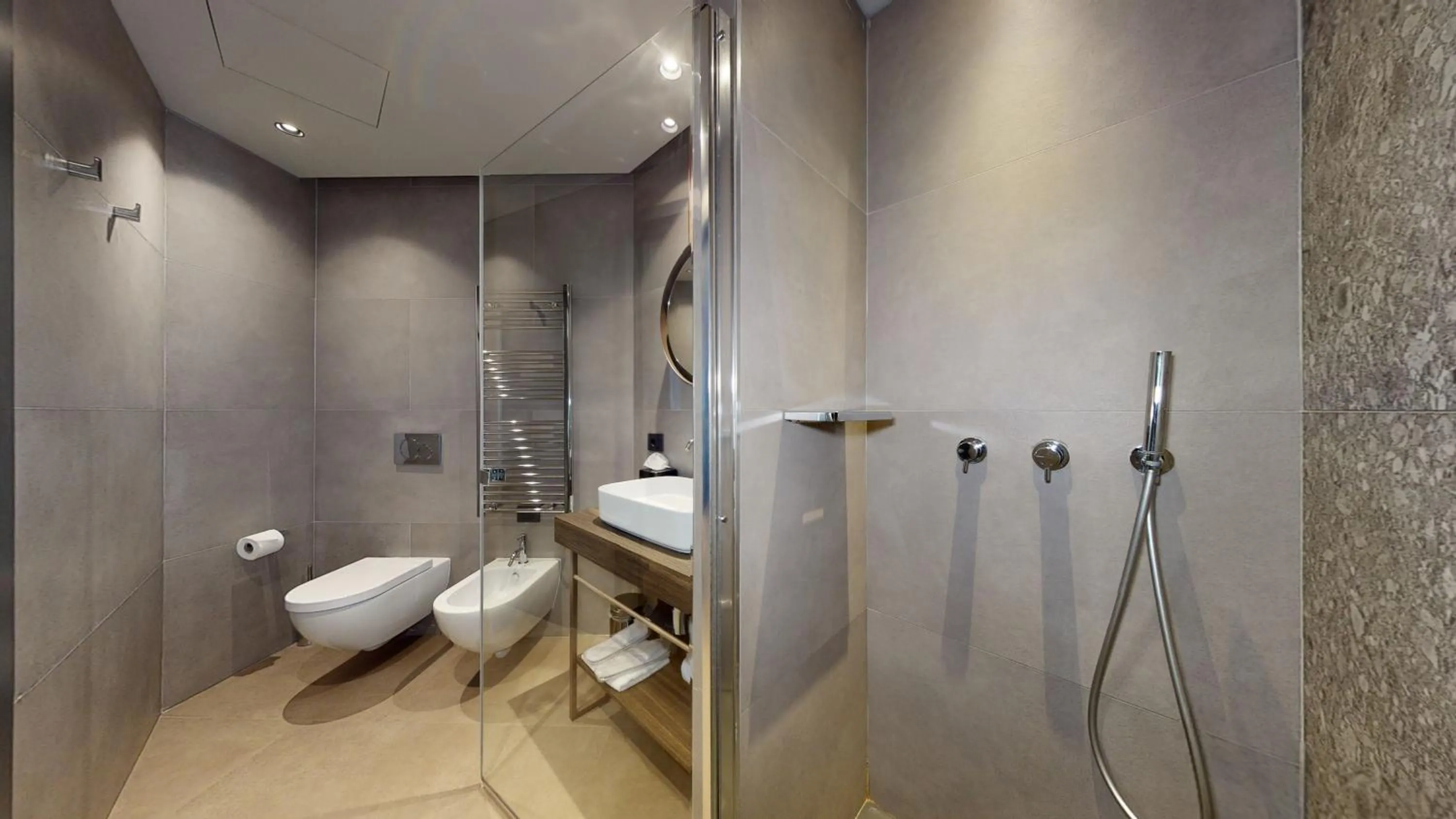 Bathroom in GALLERIA The Smart Boutique APARTHOTEL By OSPITAMI