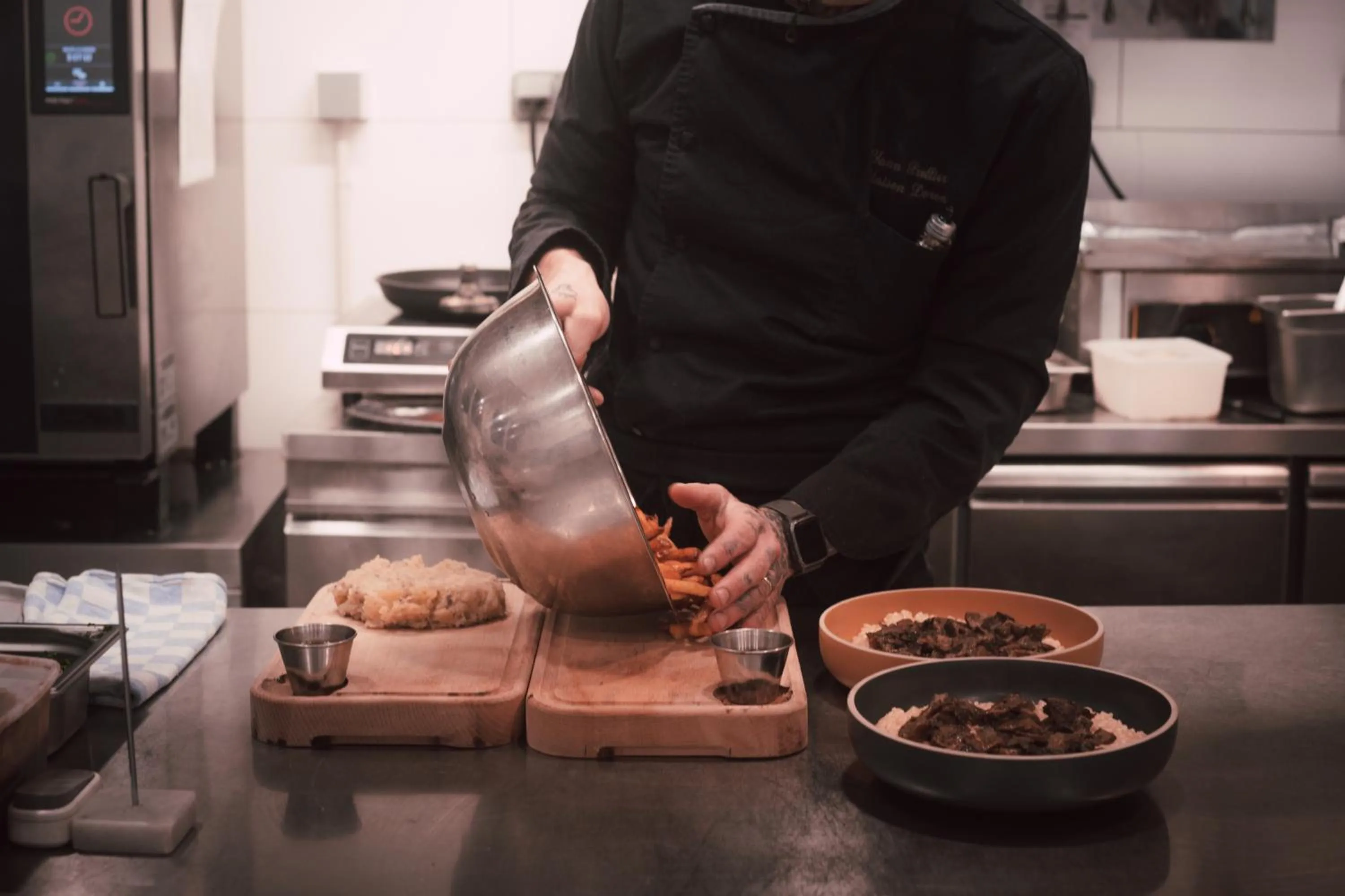Kitchen or kitchenette in Hôtel Maison Doron
