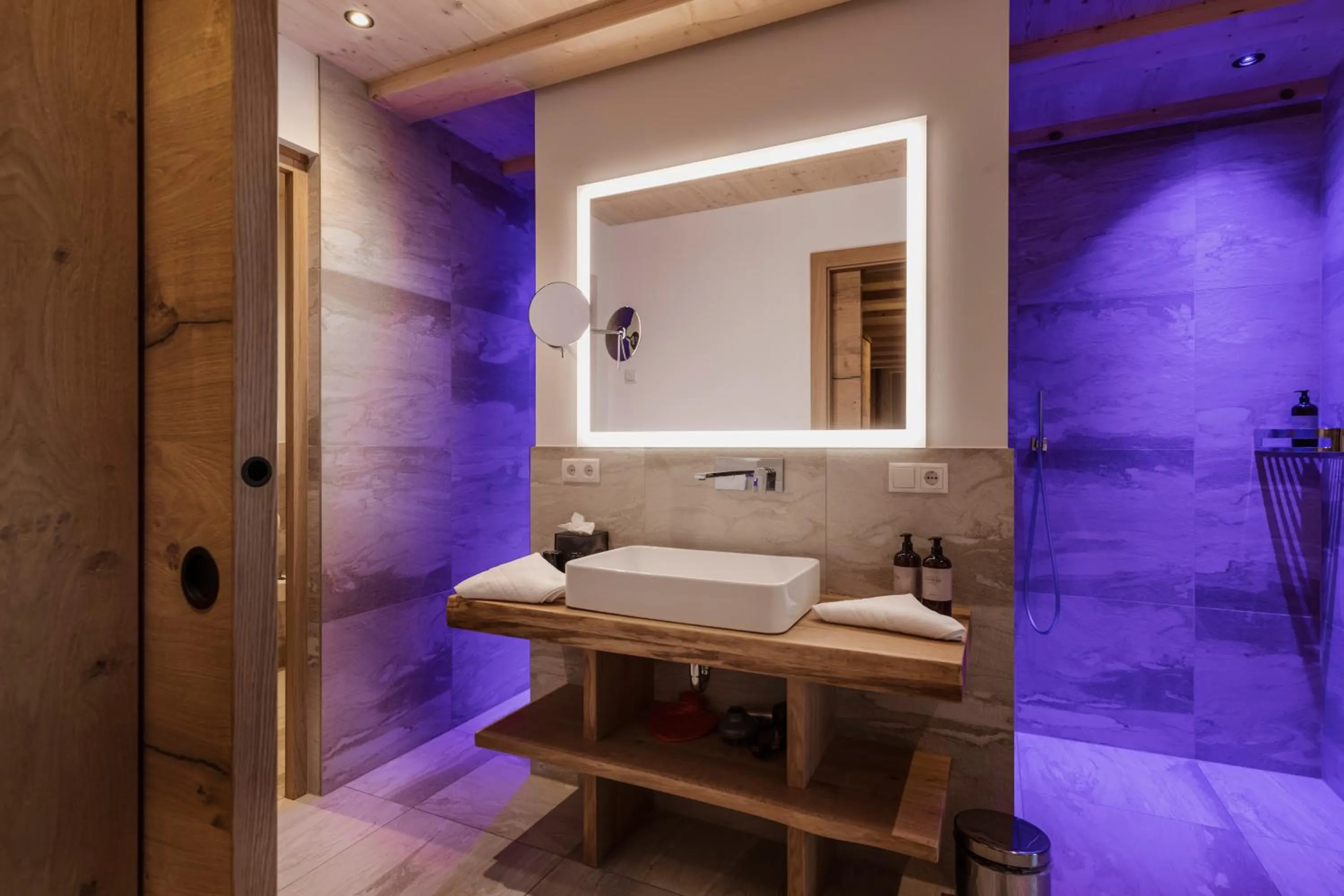 Property building in Mountain Village Hasenegg