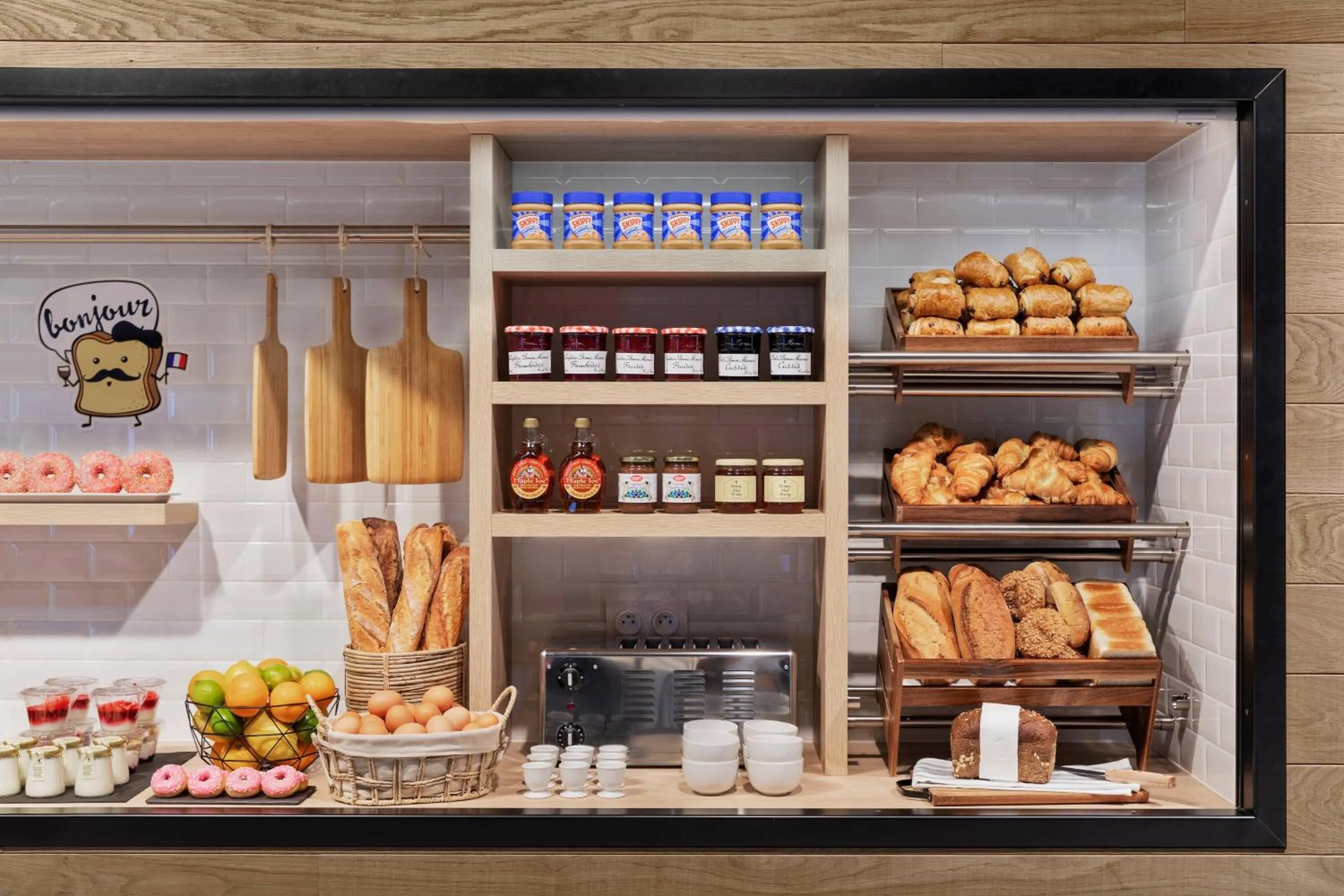 Breakfast in Moxy Lyon Airport