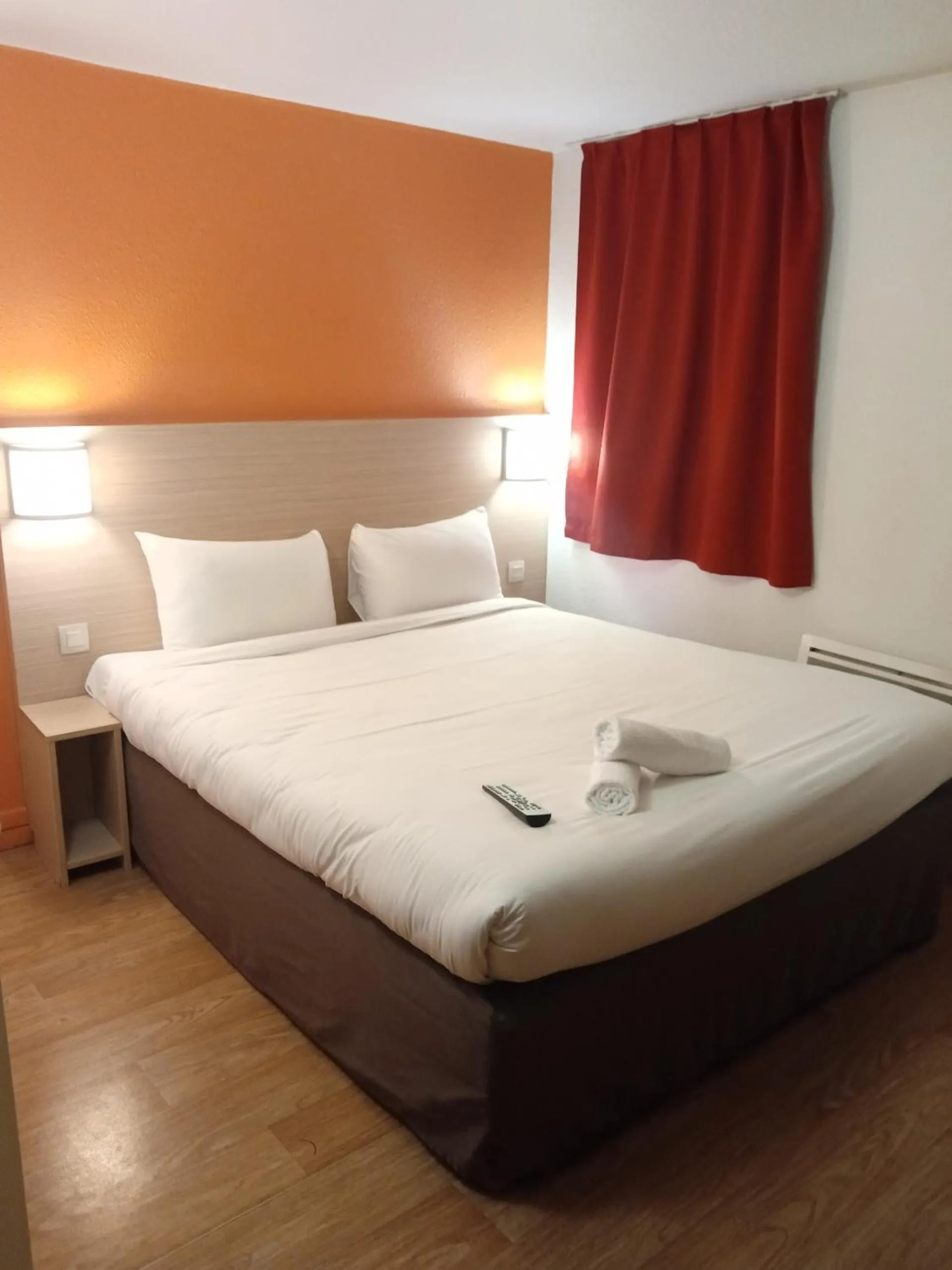 Bed in Premiere Classe Saint Brice Sous Foret