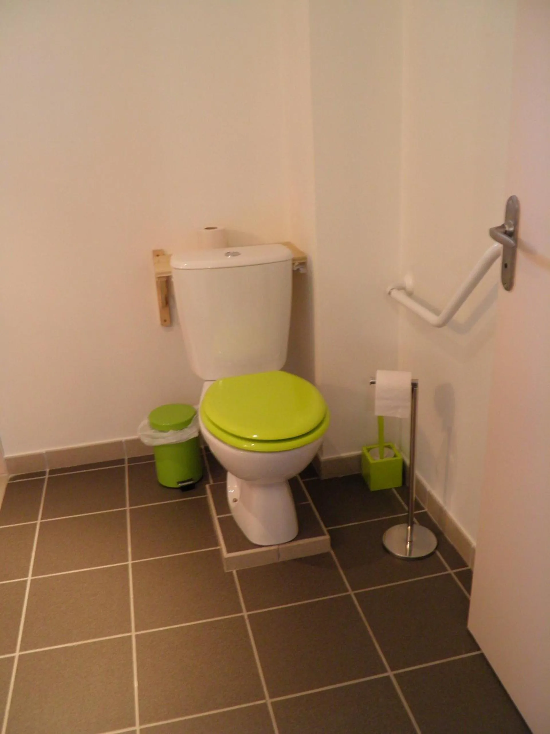 Toilet in Auberge des Pyrénées