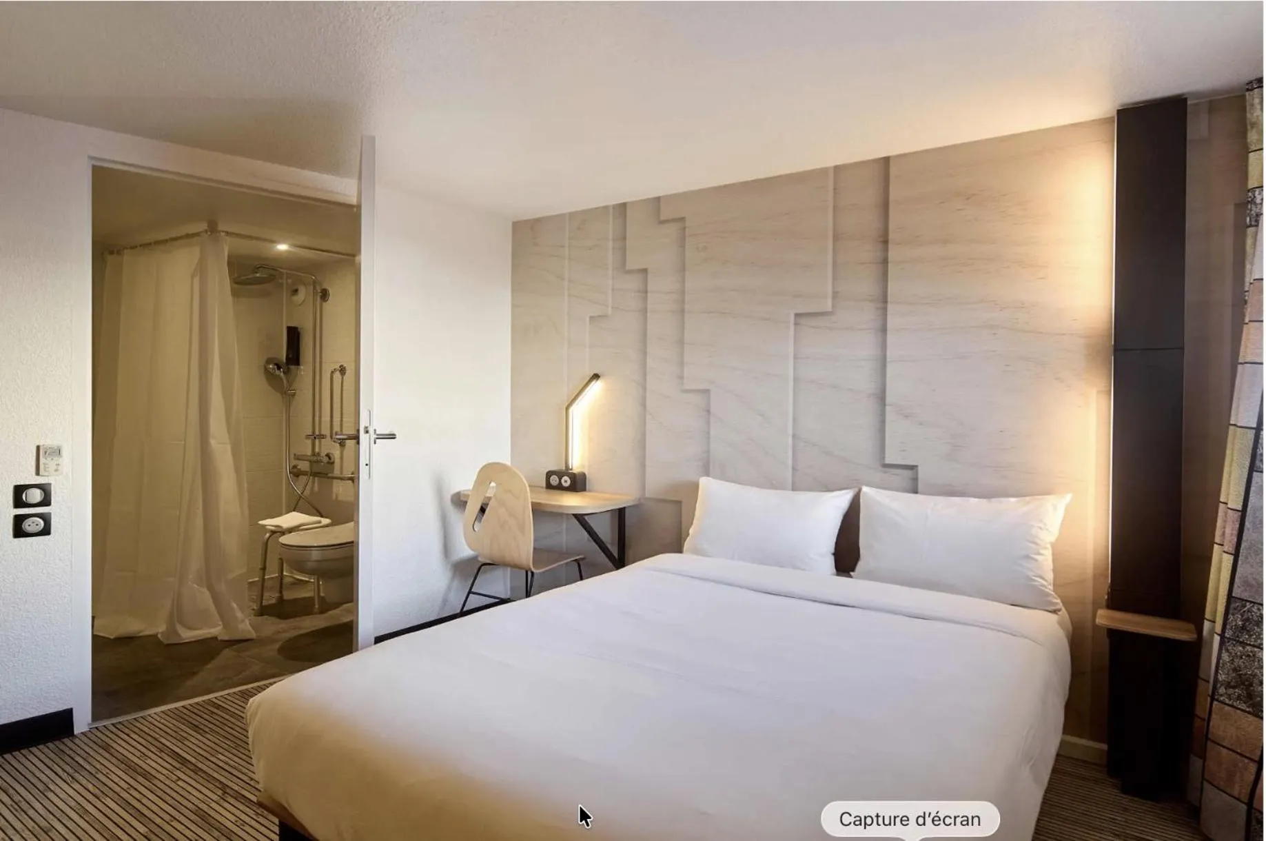 Bedroom, Bed in B&B HOTEL Saint-Witz Roissy