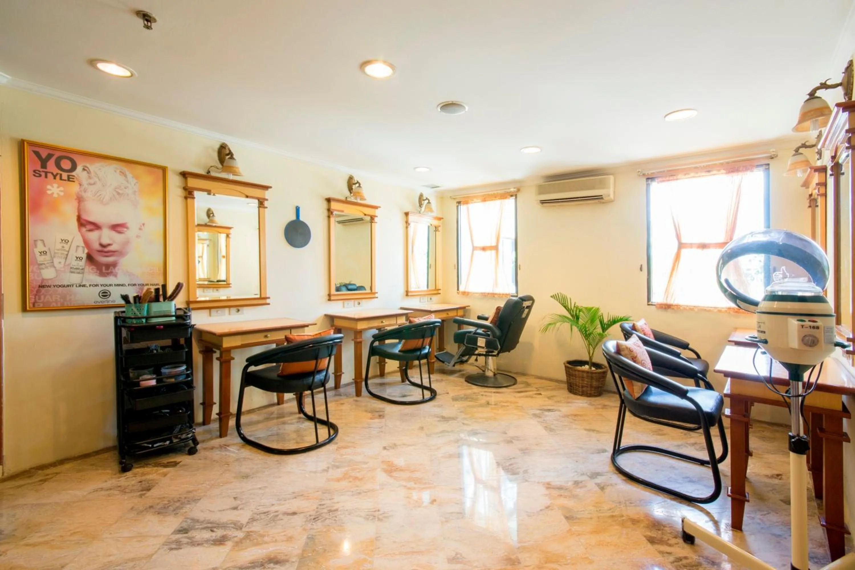 Decorative detail in Mega Anggrek Hotel Jakarta Slipi