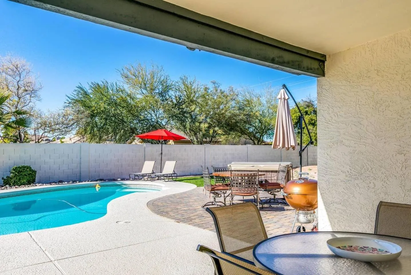 Bell Villa - Resort Living - Pool - Location - Events