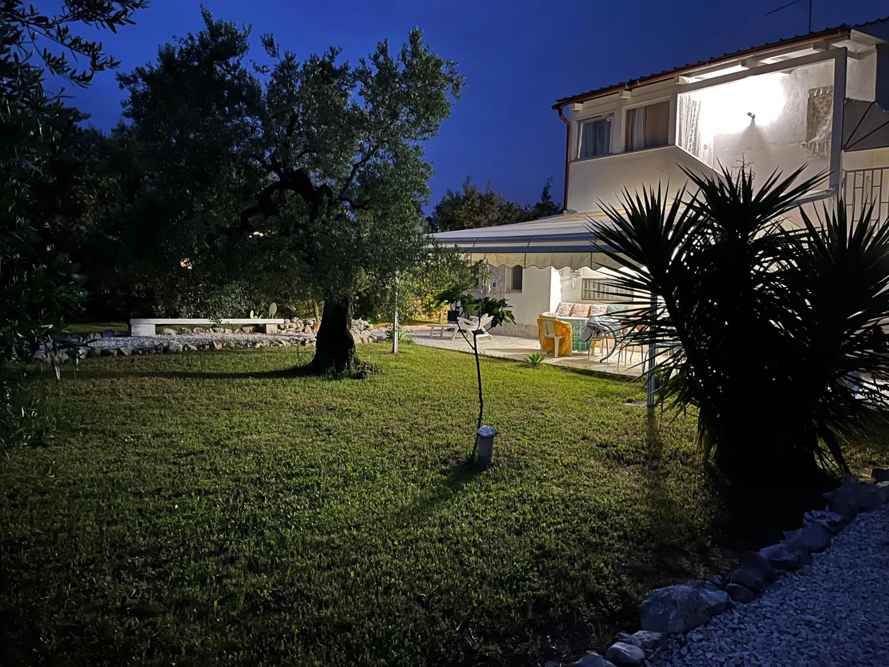 B&B Villa Mediterranea with private parking
