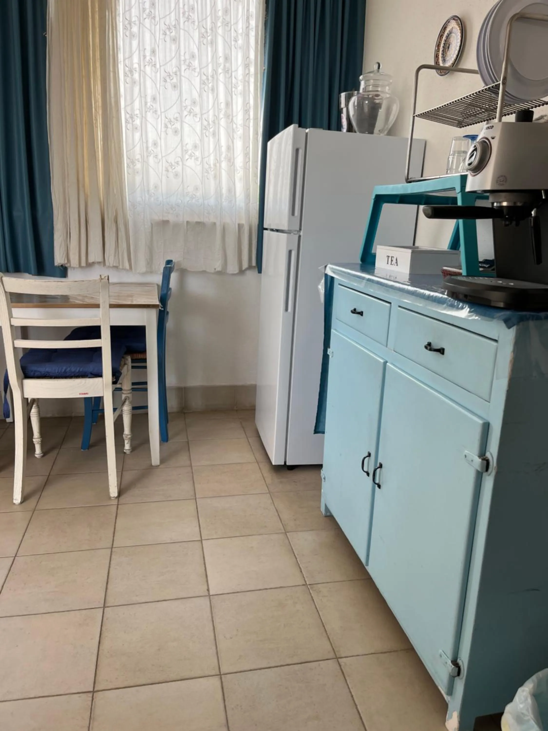 Dining area in B&B Villa Mediterranea with private parking