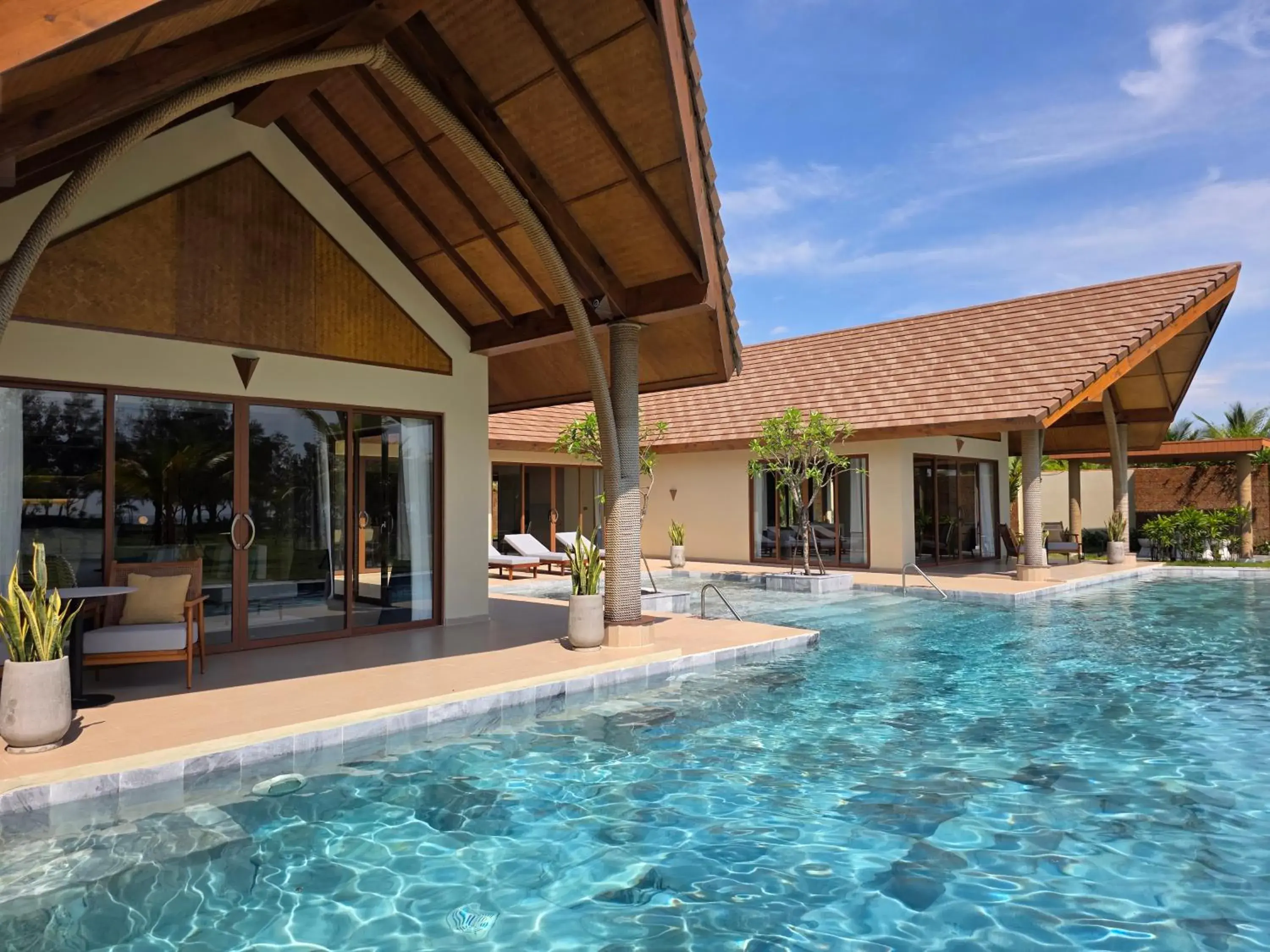 Presindential Villa in voco Quang Binh Resort by IHG Presindential Villa in voco Quang Binh Resort by IHG
