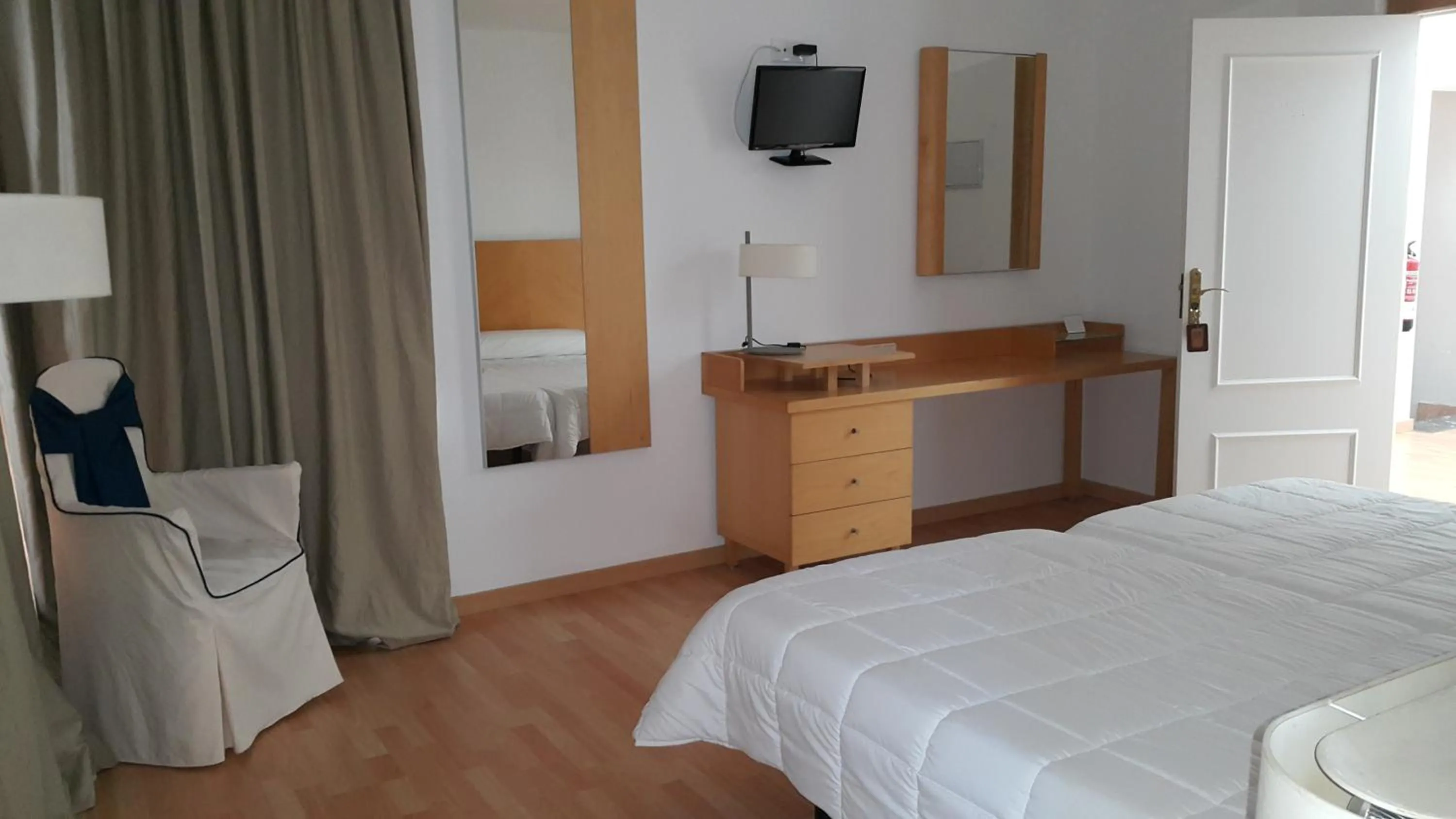 Photo of the whole room, Bed in Nuevo Hotel Vista Alegre