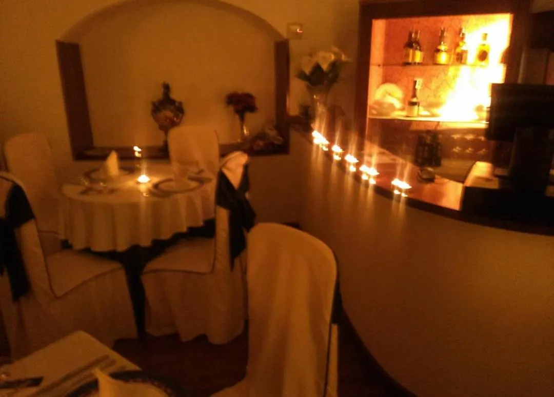 Restaurant/places to eat in Nuevo Hotel Vista Alegre