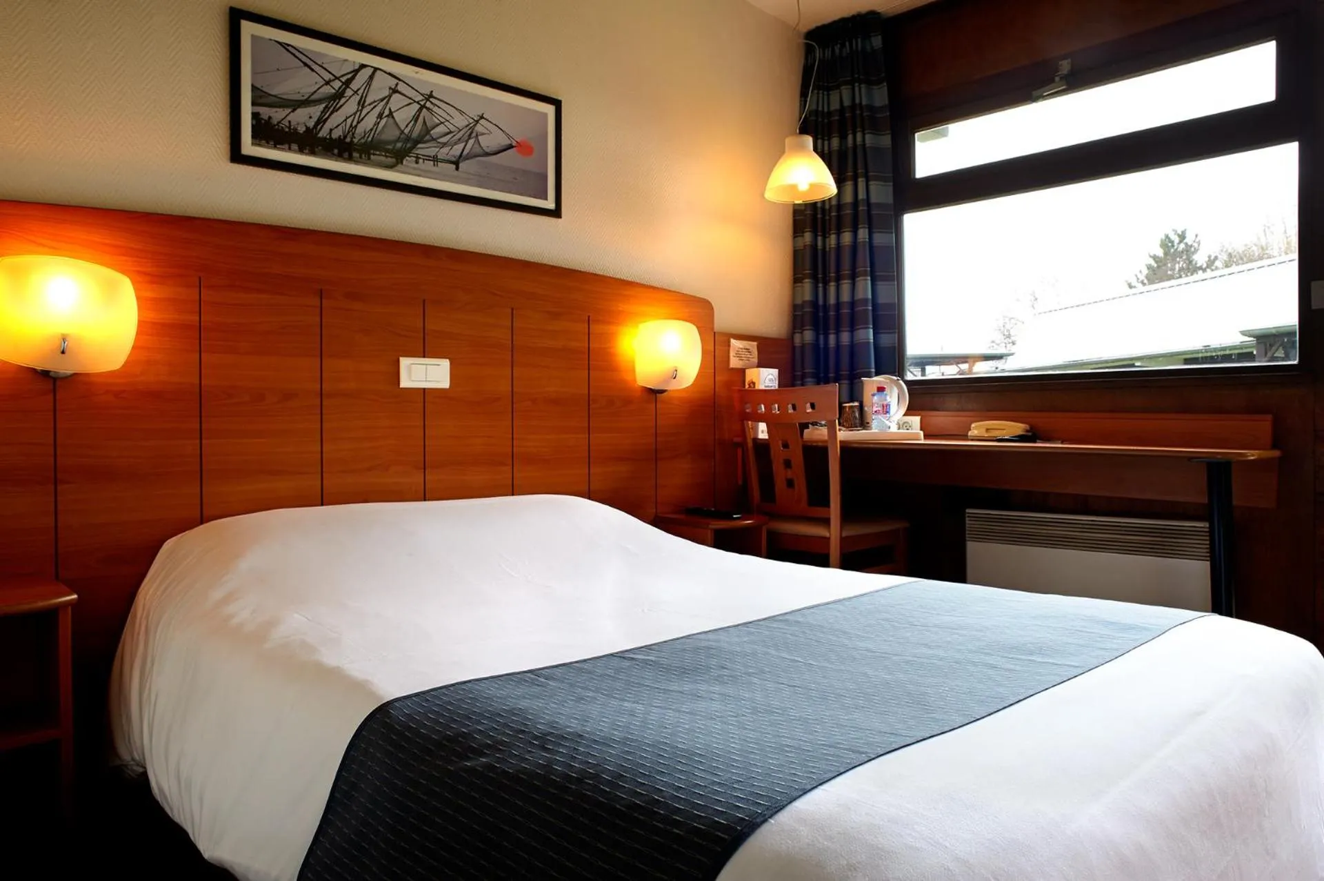 Photo of the whole room, Bed in Kyriad Reims Est - Parc Expositions