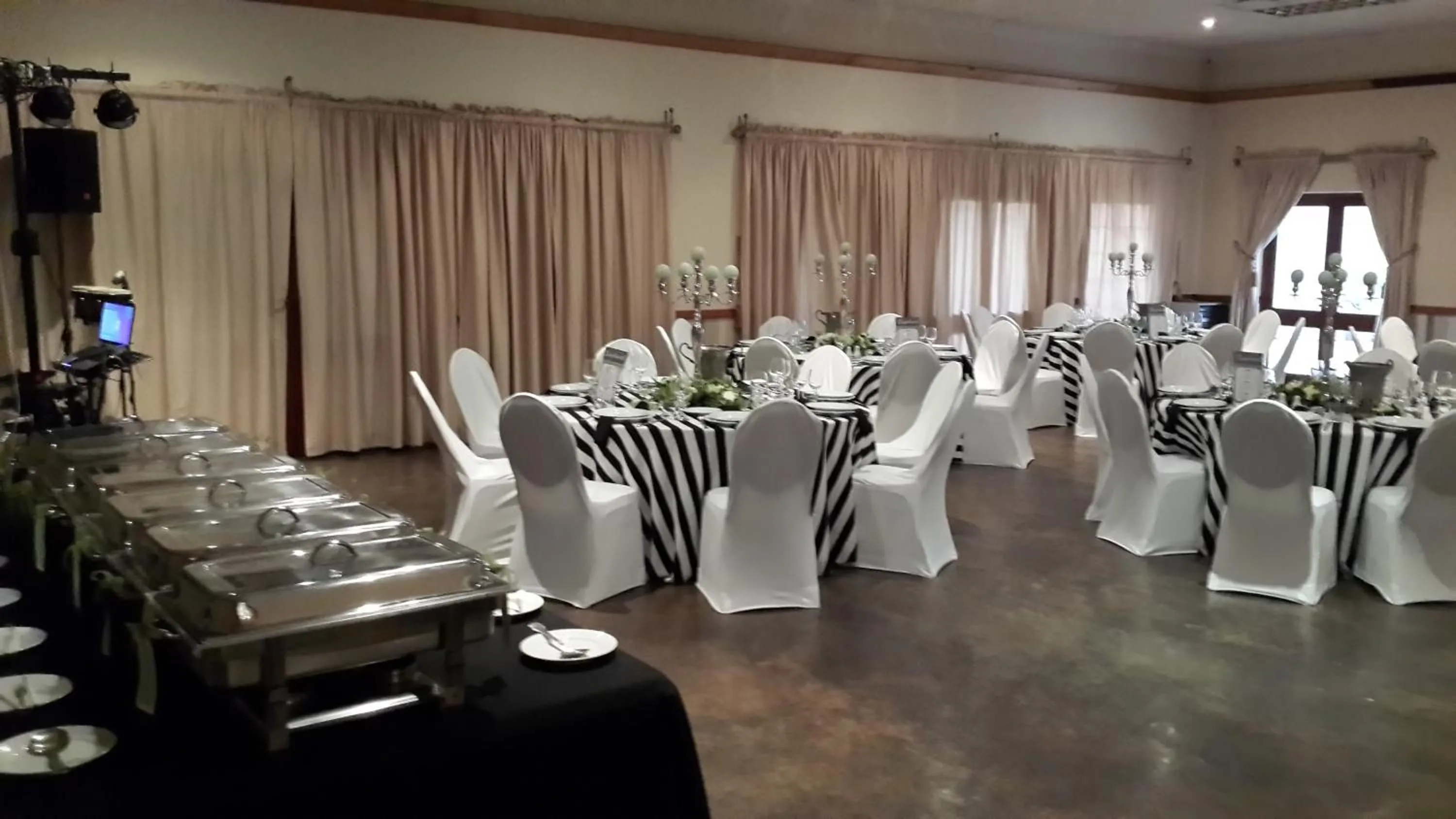 Banquet/Function facilities in Villa Jana Guesthouse