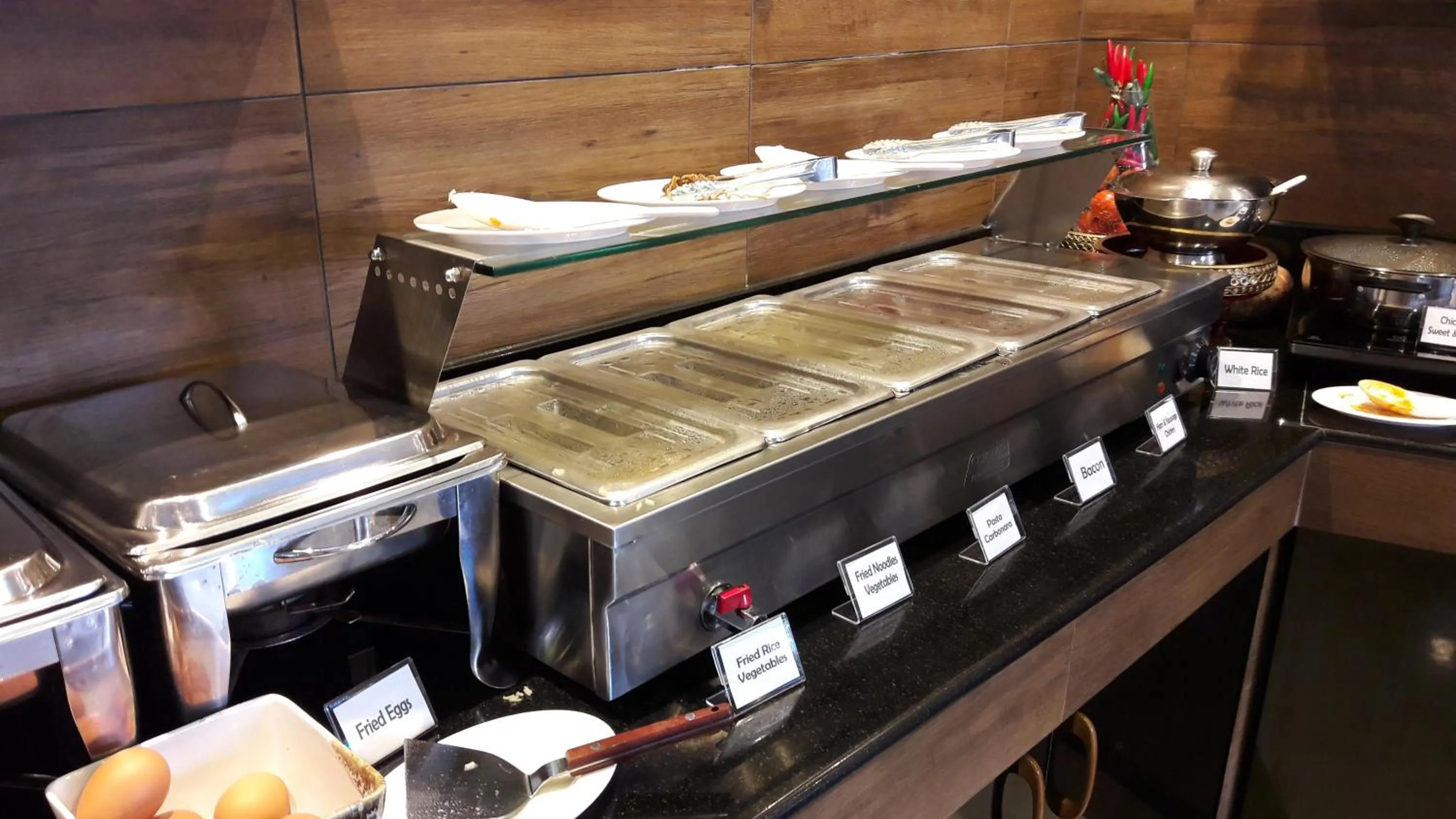 Buffet breakfast in Heaven Apartments