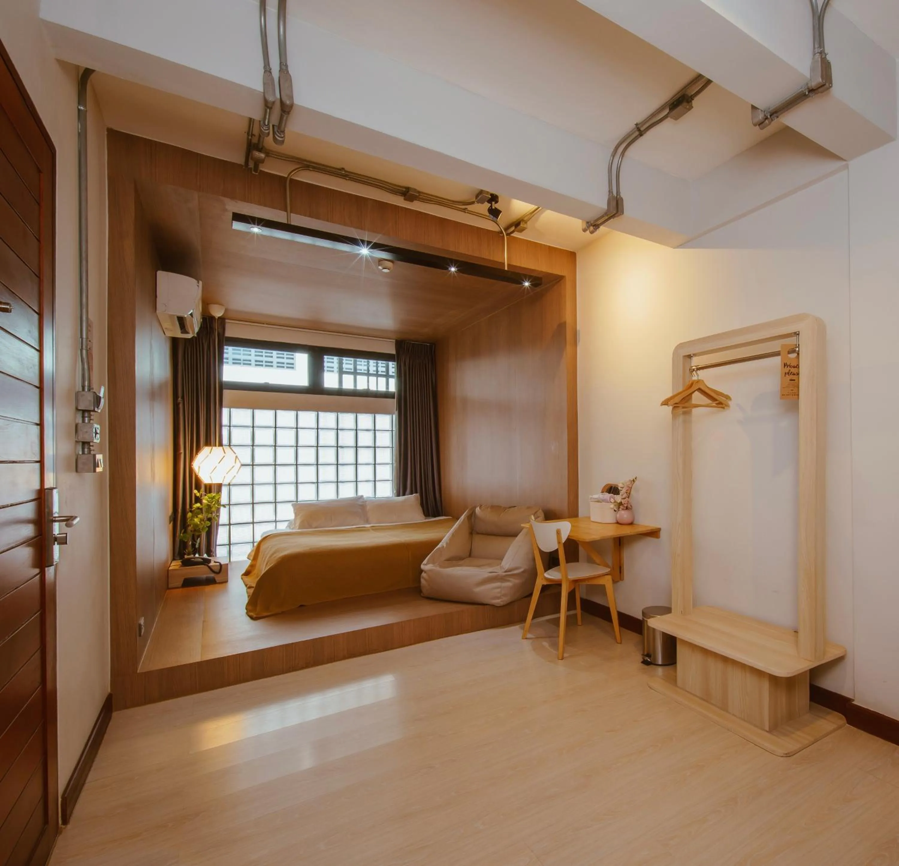 Bed in The Brown Hotel