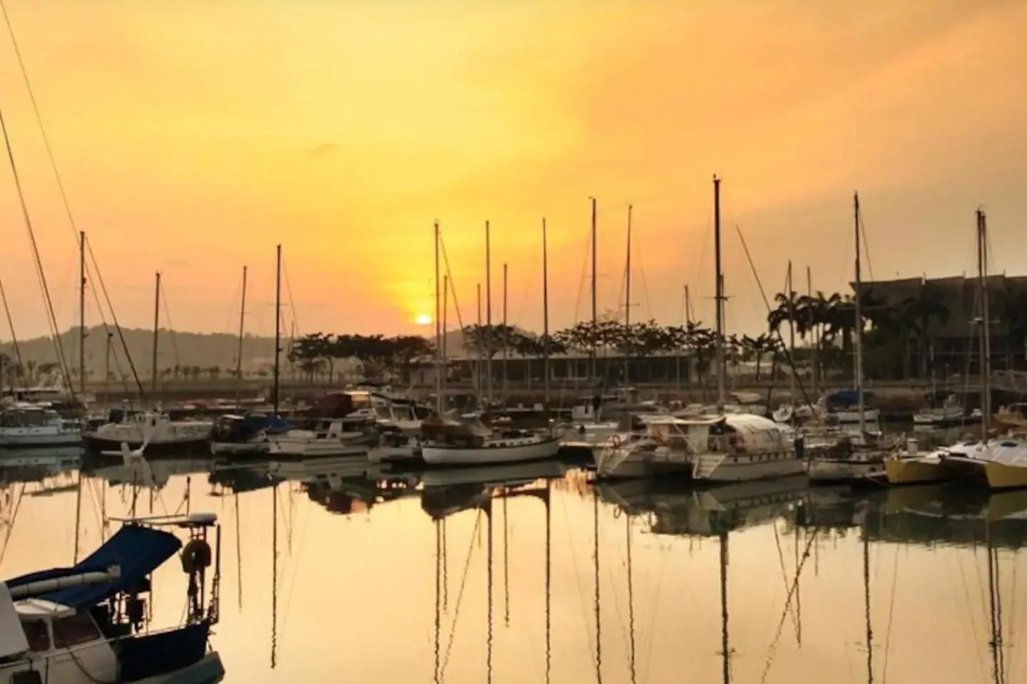 Almas Suites Puteri Harbour