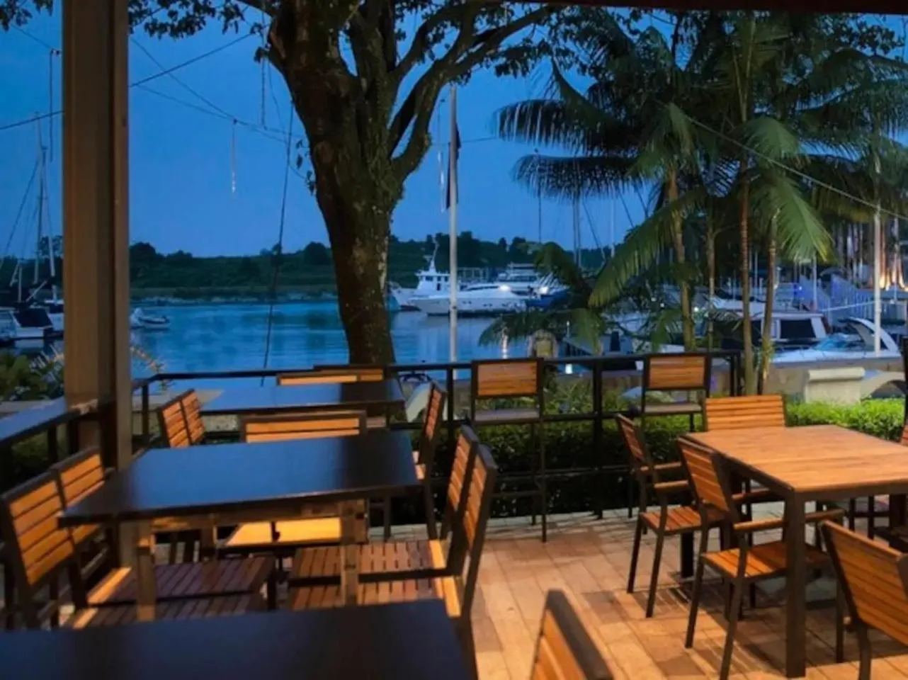 Almas Suites Puteri Harbour