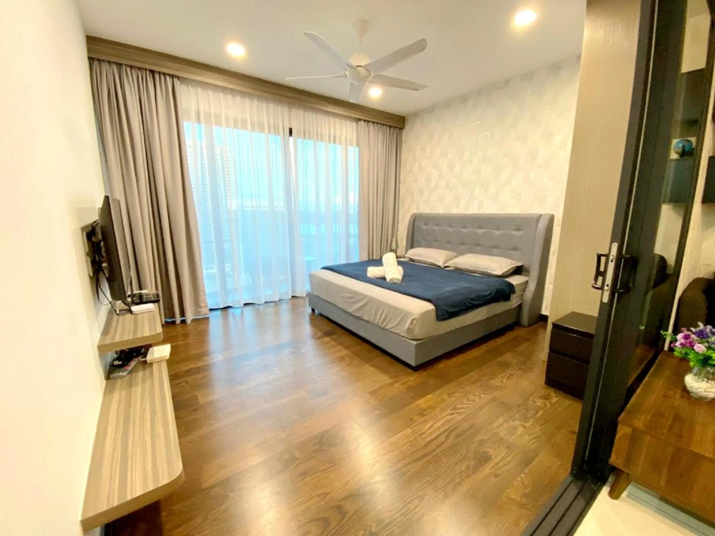 Bed in Almas Suites Puteri Harbour
