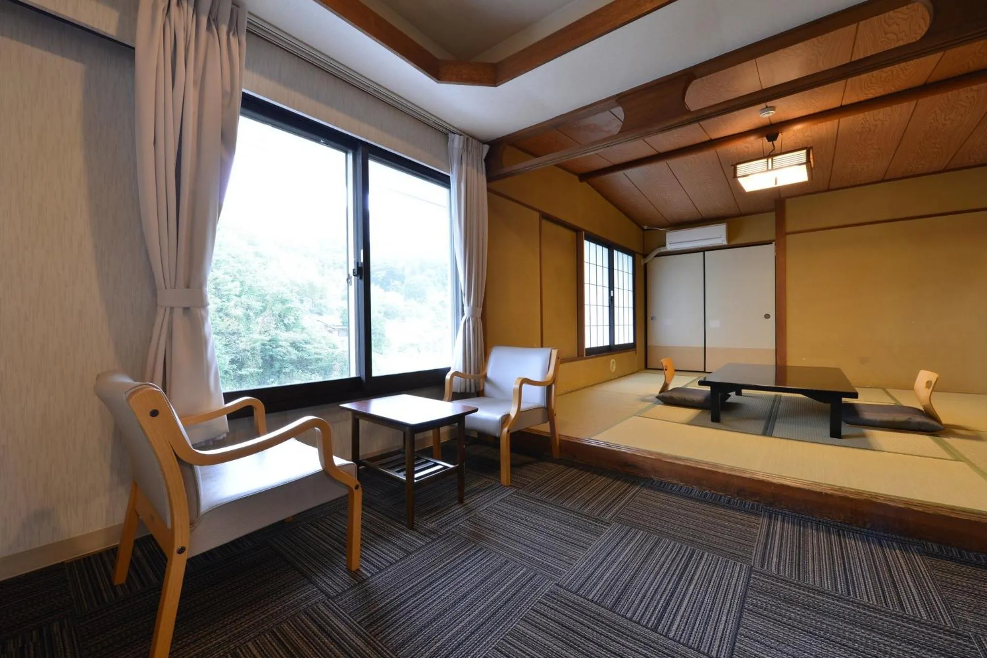 Photo of the whole room, Bed in Ooedo Onsen Monogatari Hotel Suiyotei