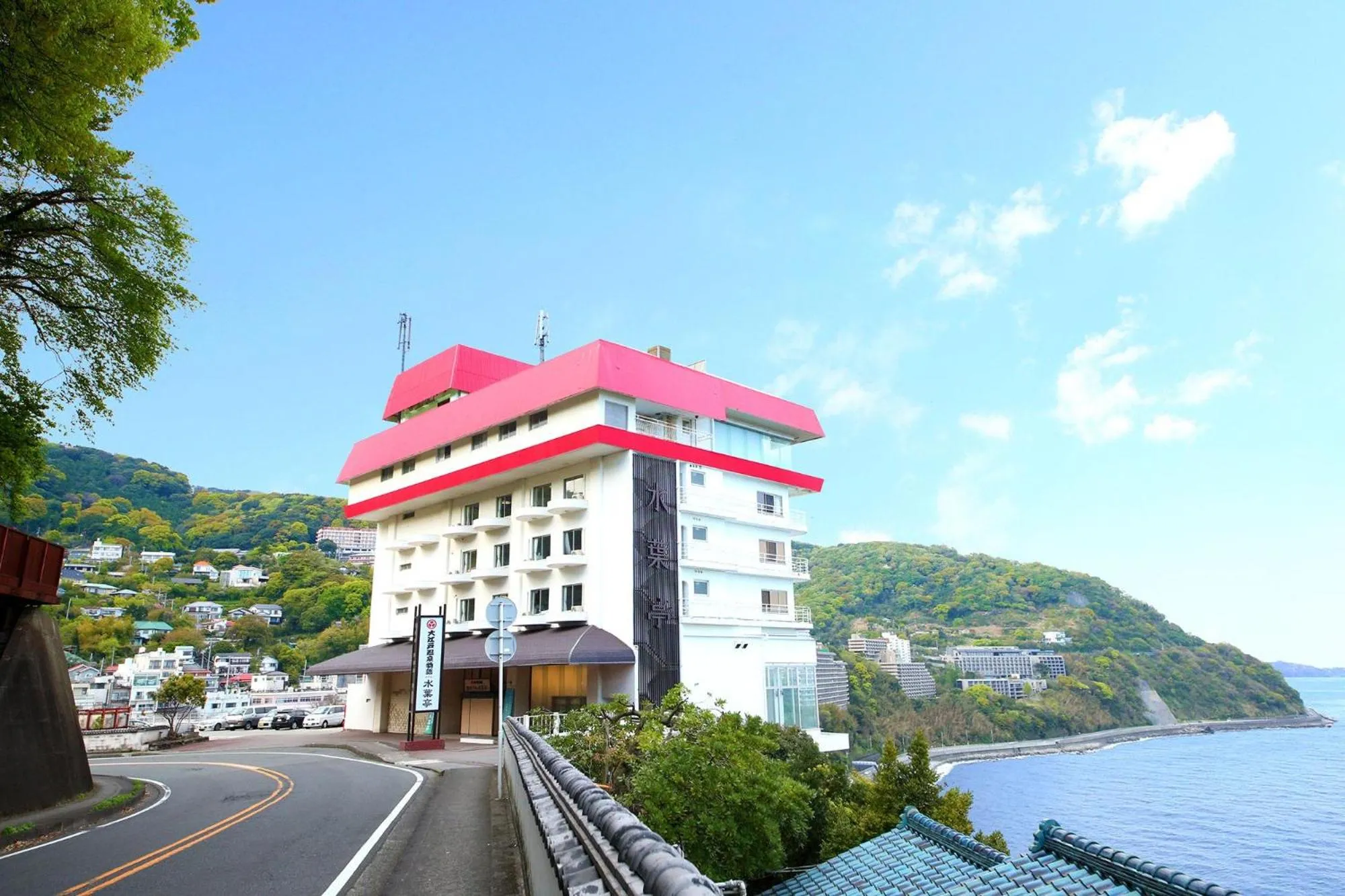 Facade/entrance in Ooedo Onsen Monogatari Hotel Suiyotei