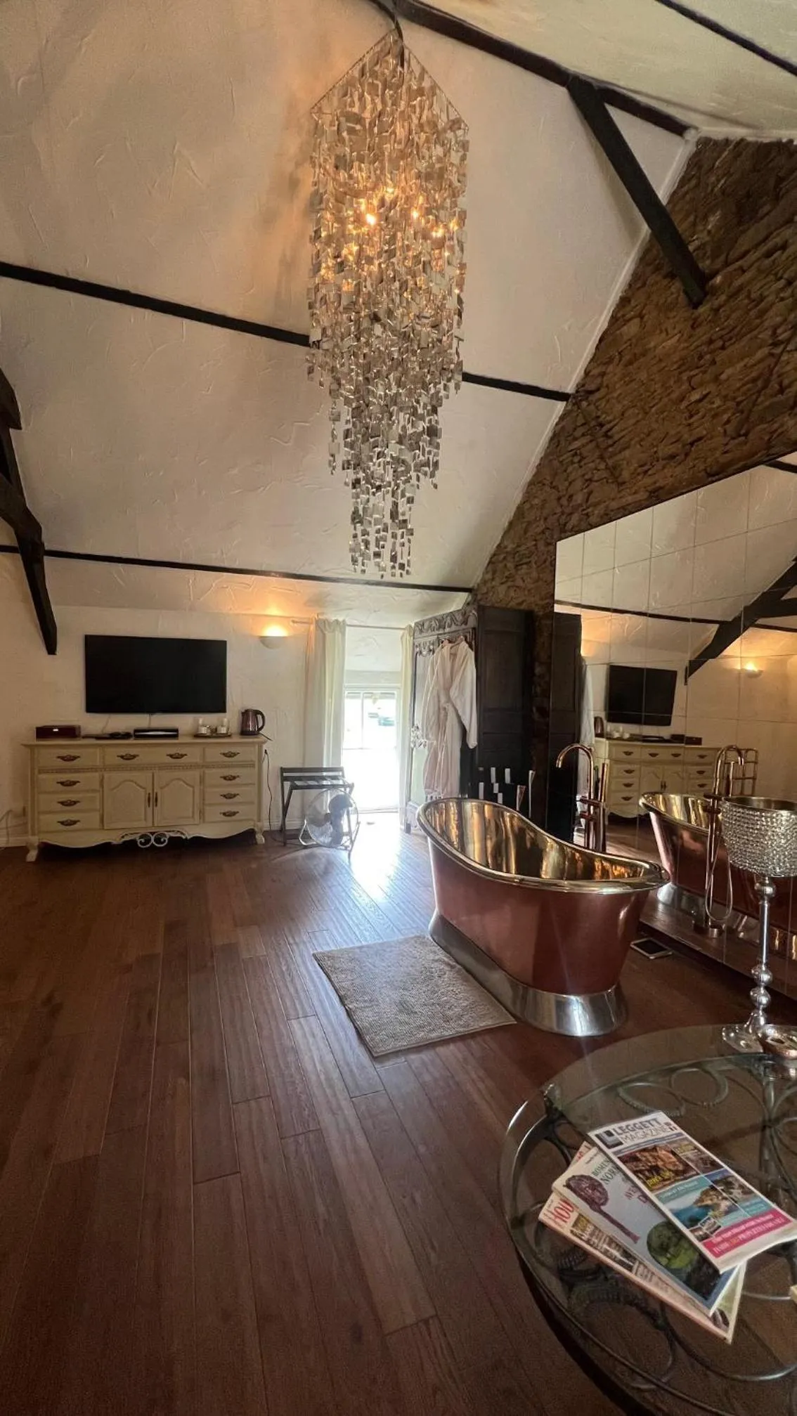 Chez Thomas 7 Route du Monde Ancien