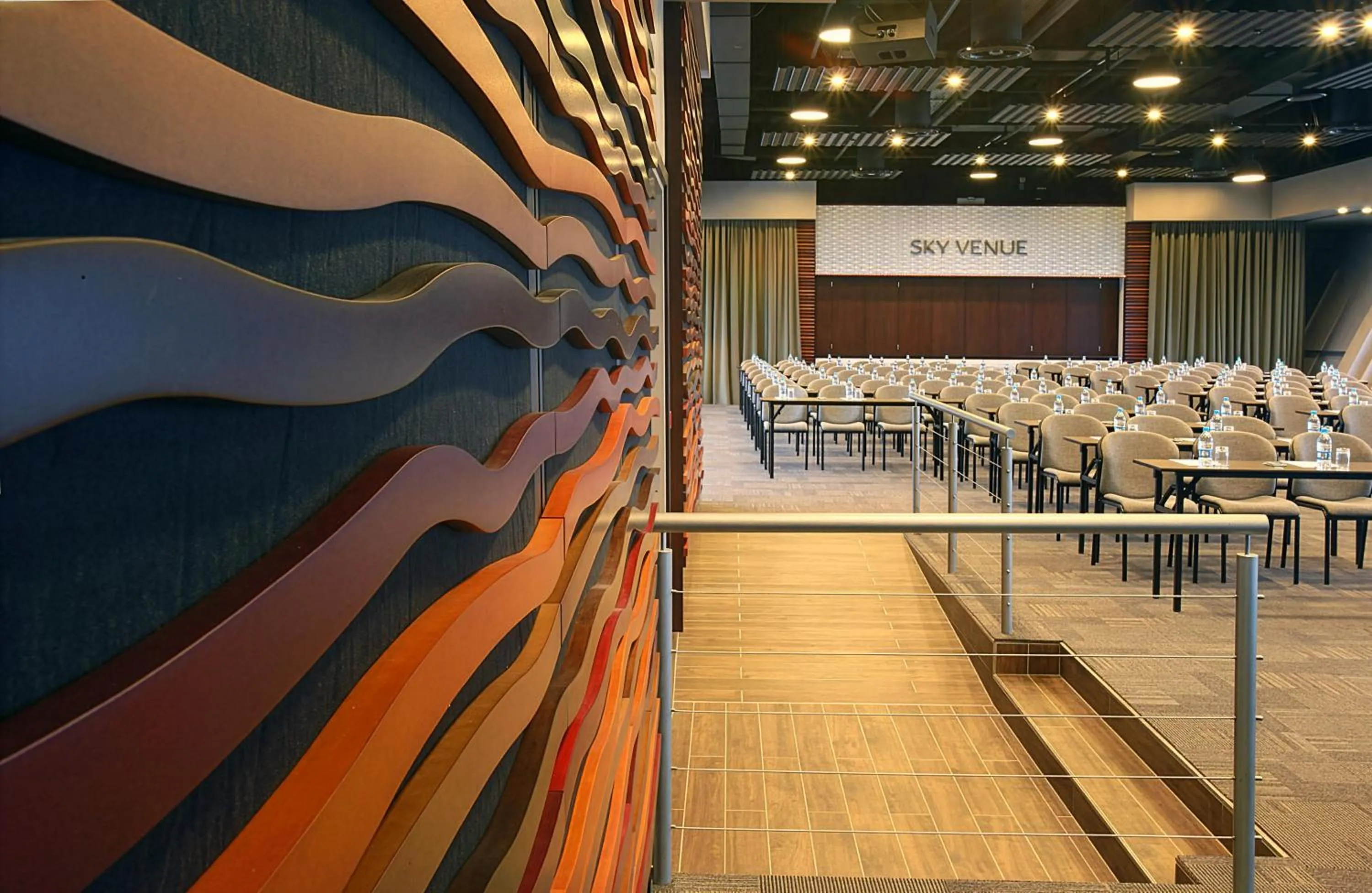 Meeting/conference room in Southern Sun Elangeni & Maharani