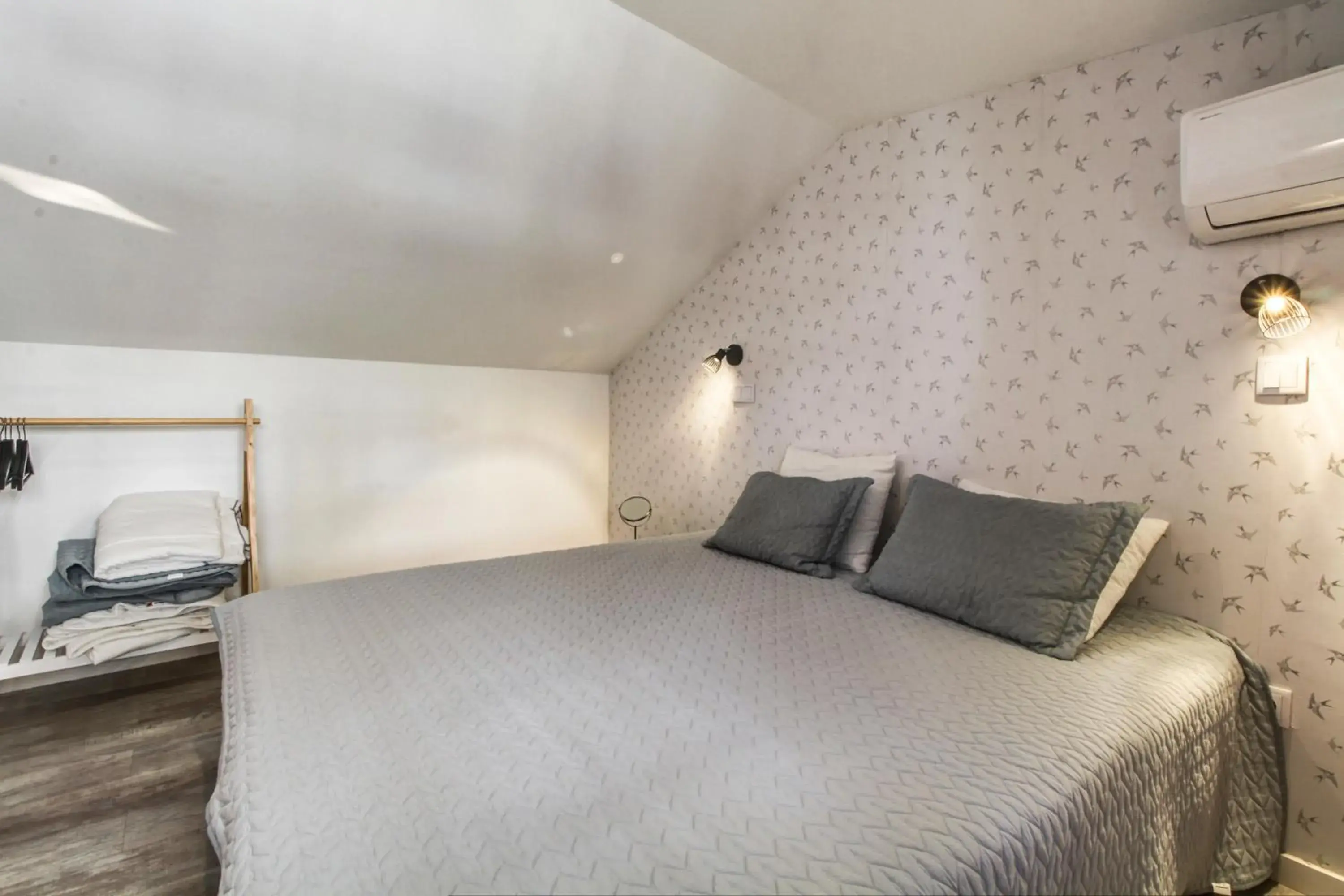 Apartment - Split Level in Casa Jardim Apartment - Split Level in Casa Jardim