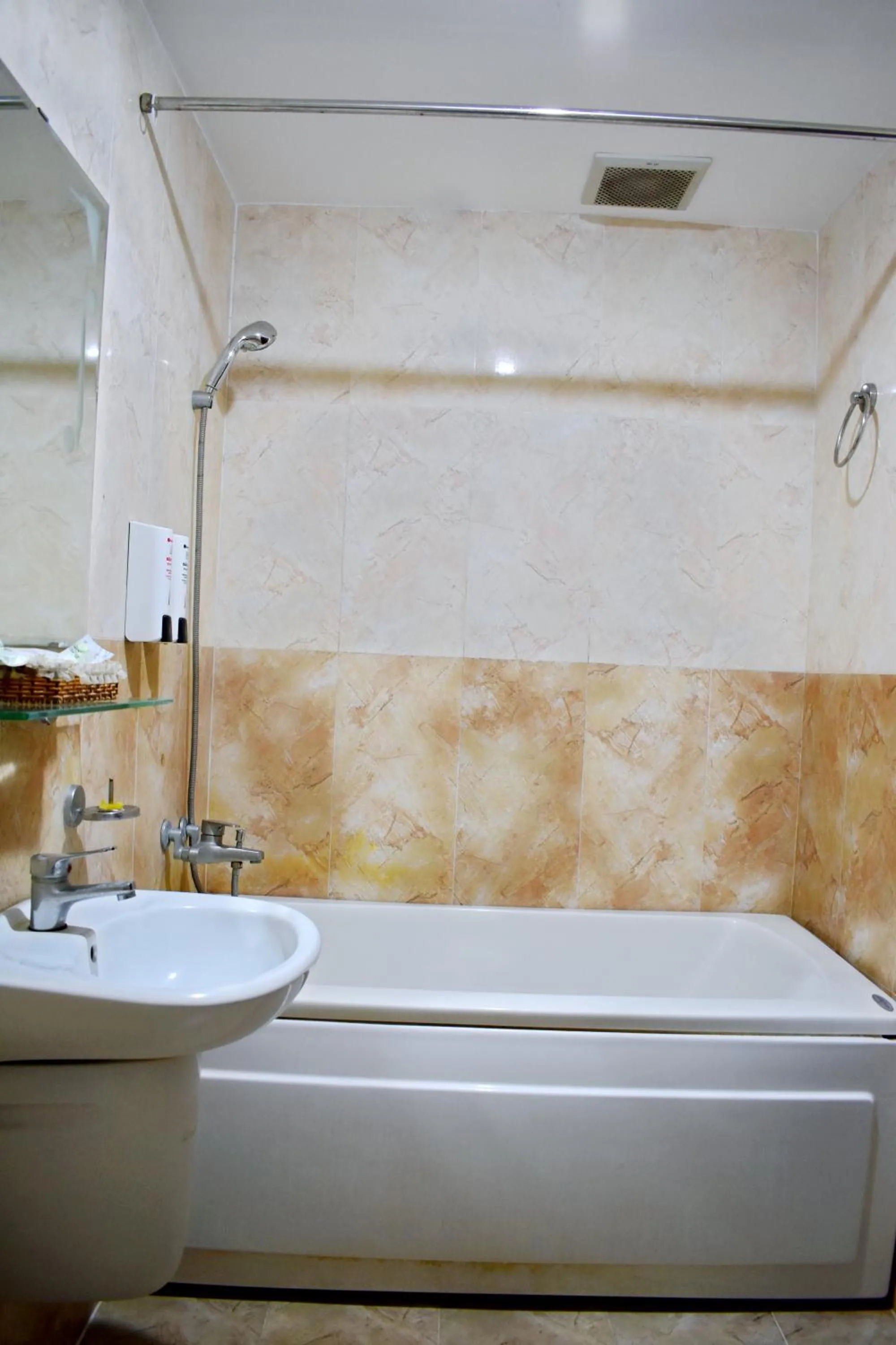 Bathroom in Thanh An Hotel