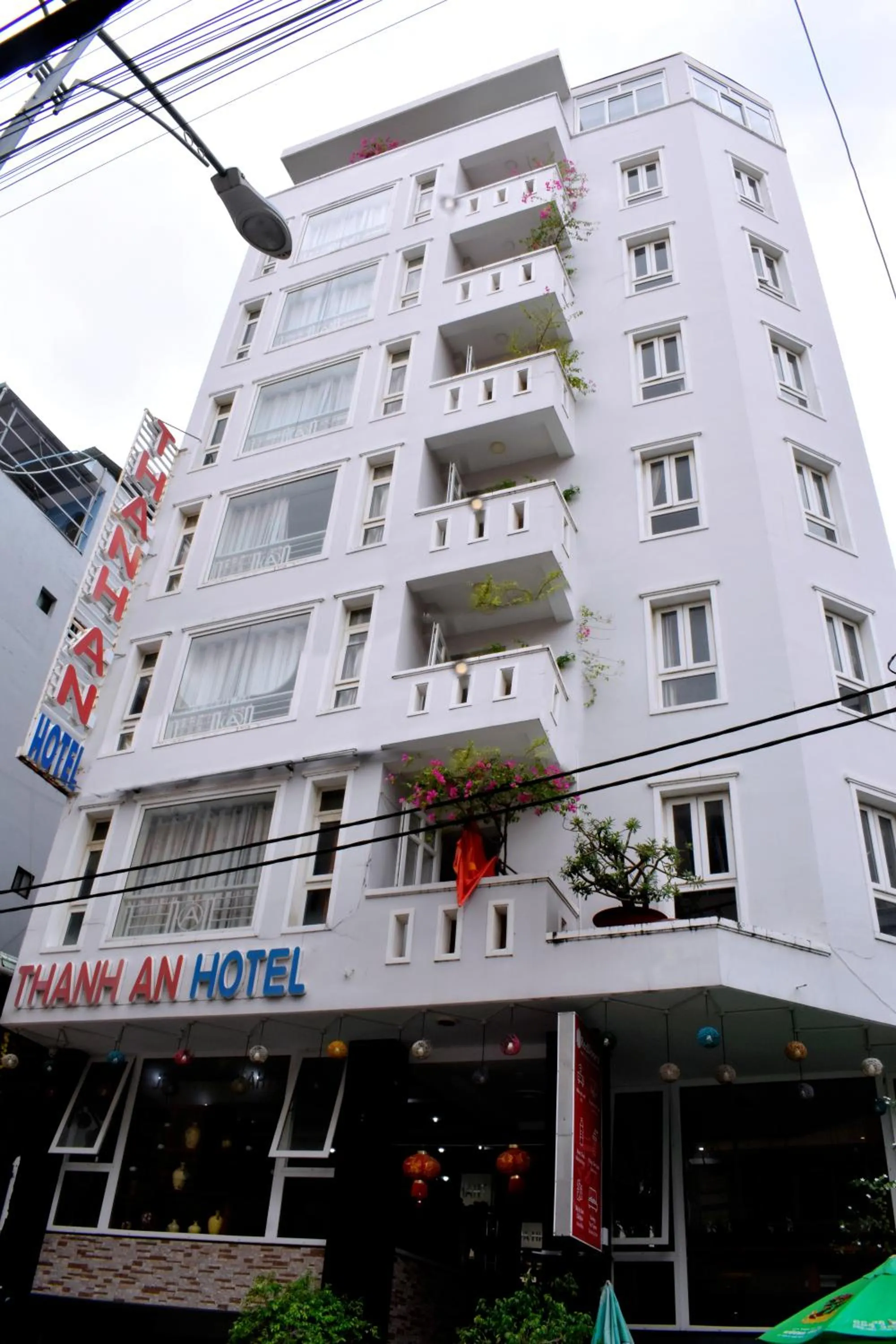 Property building in Thanh An Hotel
