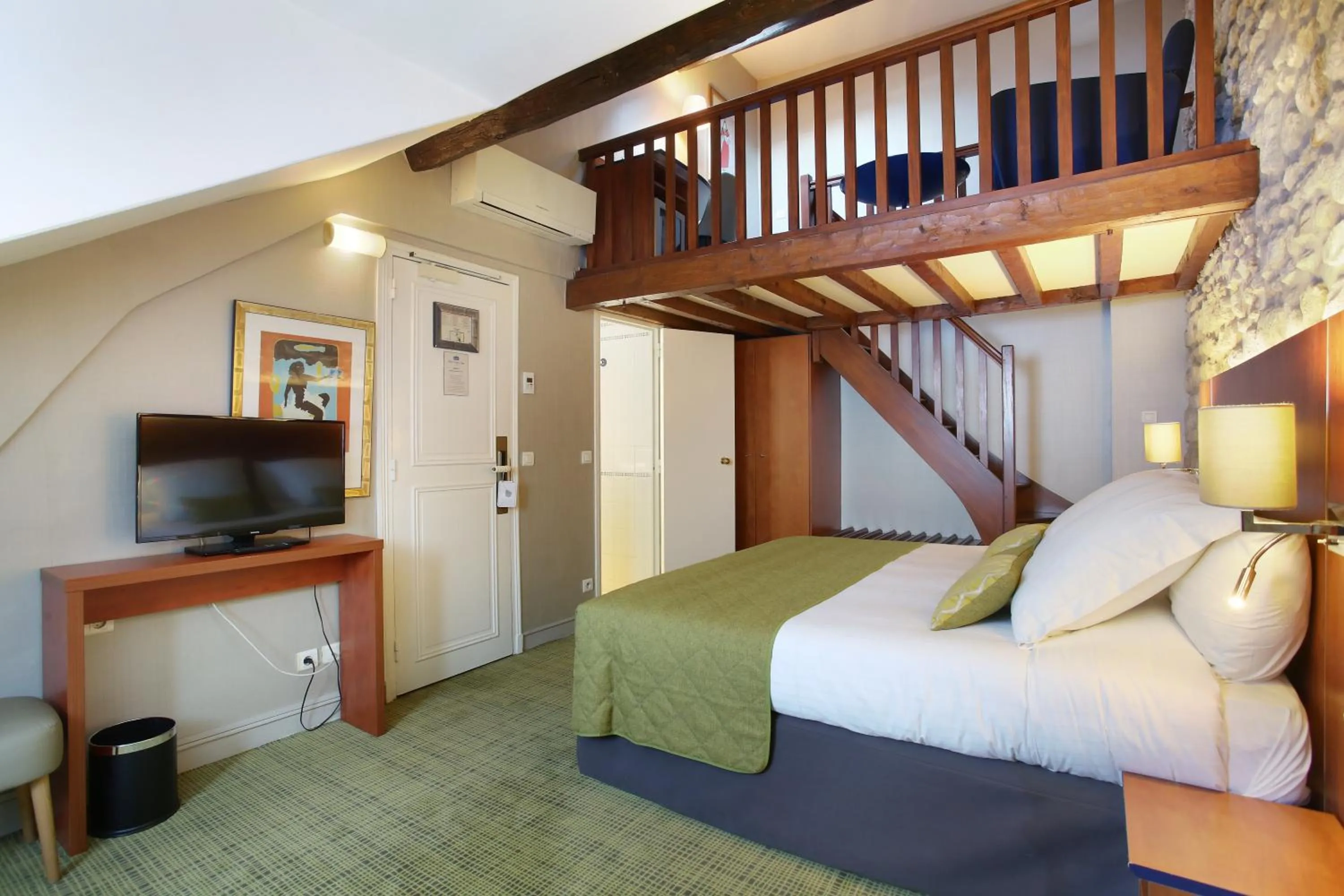 Bedroom, Bed in Hotel Lautrec Opera