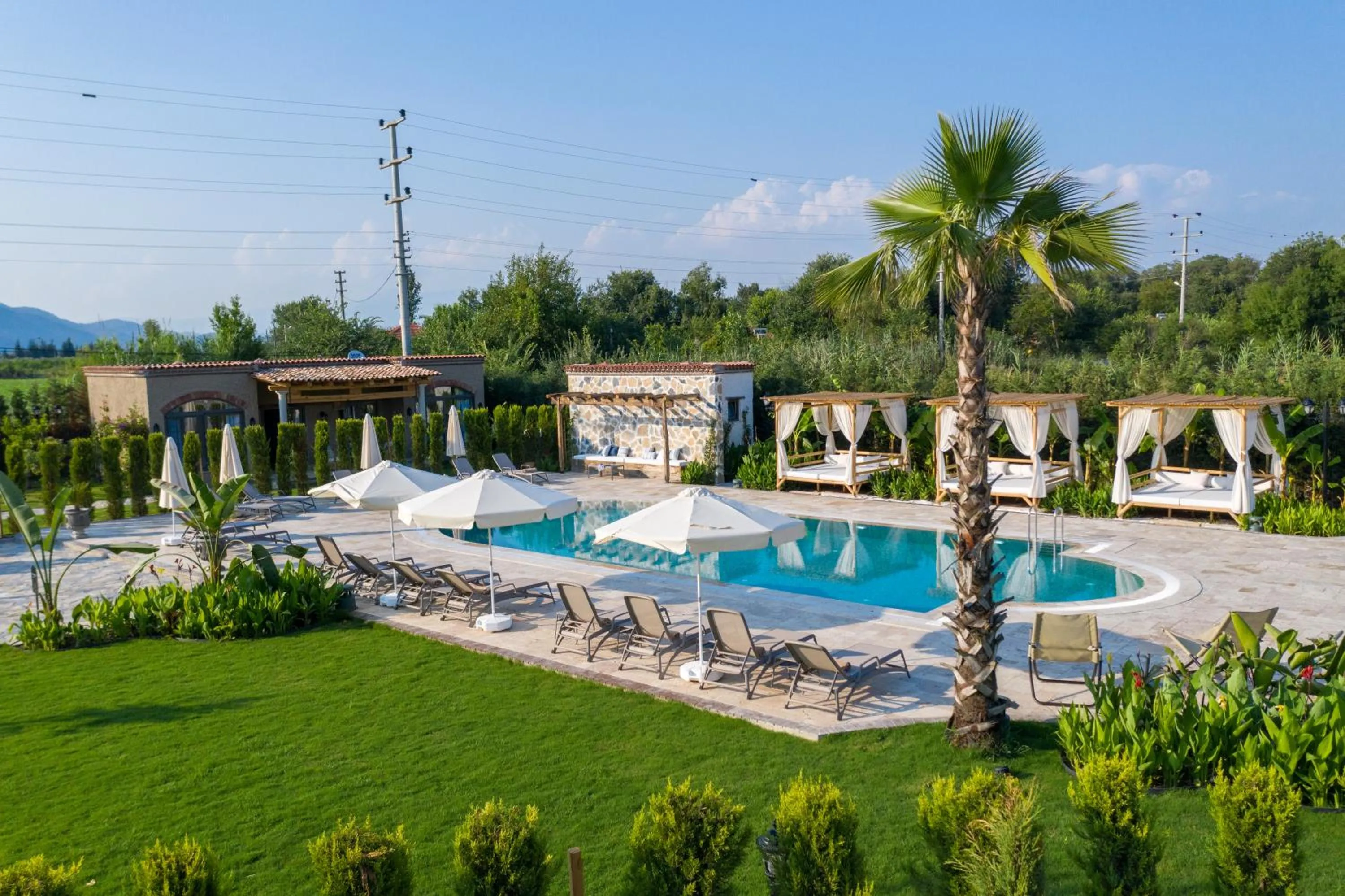 Pool view in Zigo's Hotel