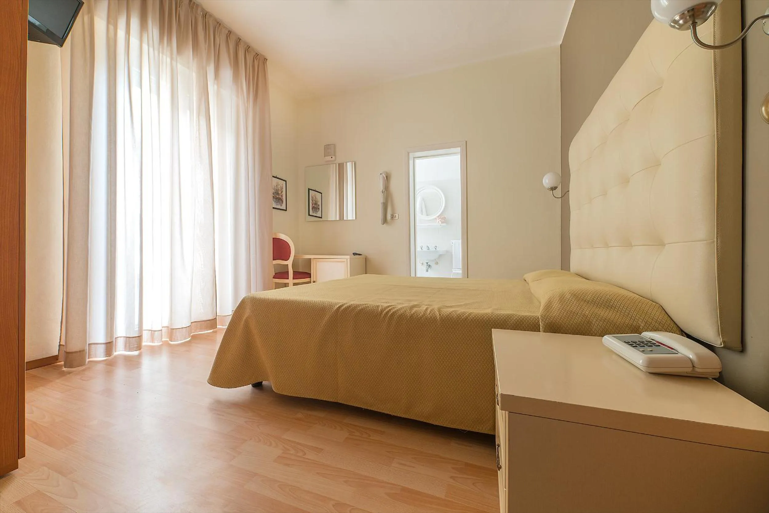 Photo of the whole room in Hotel Belsoggiorno