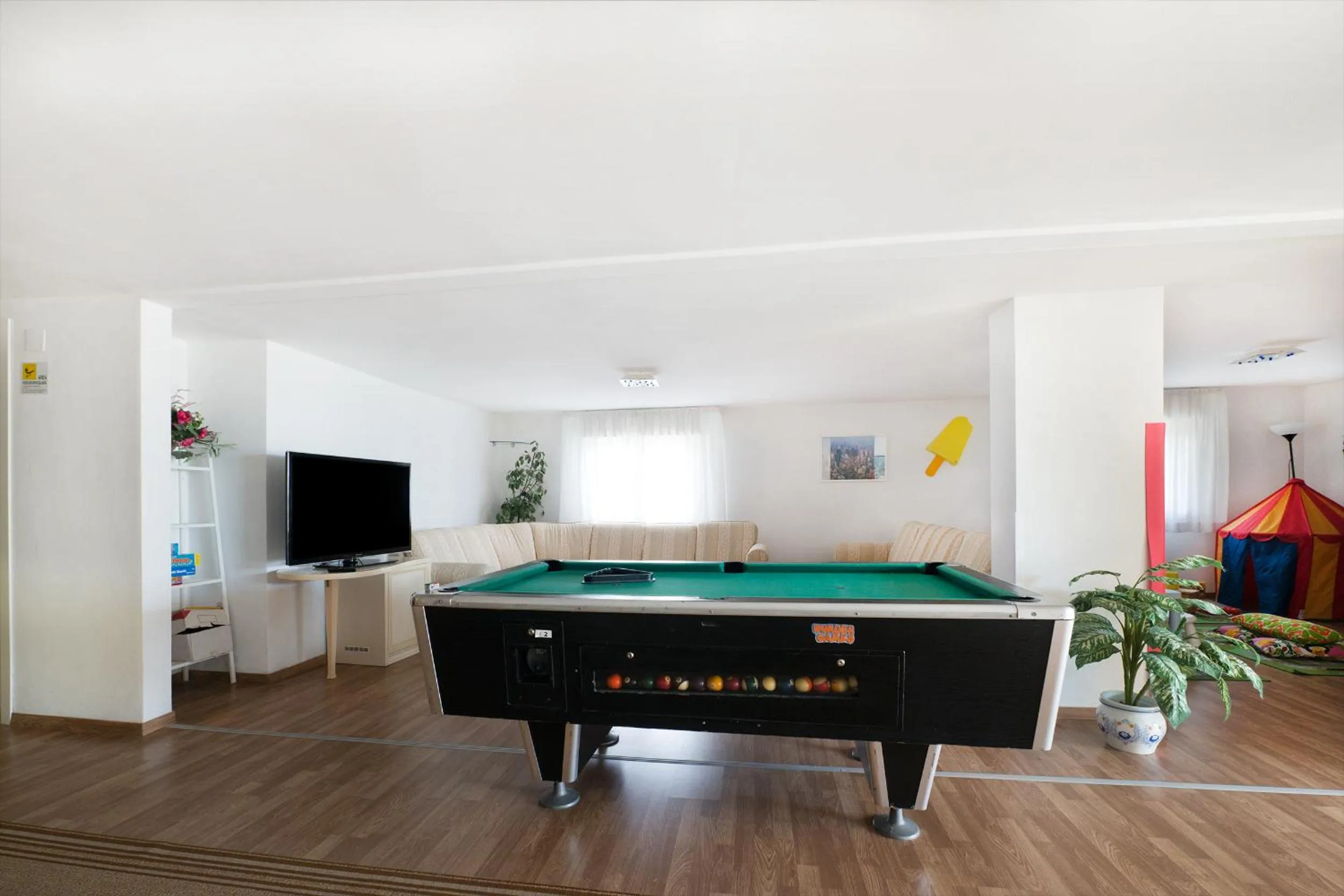 Billiard in Hotel Belsoggiorno