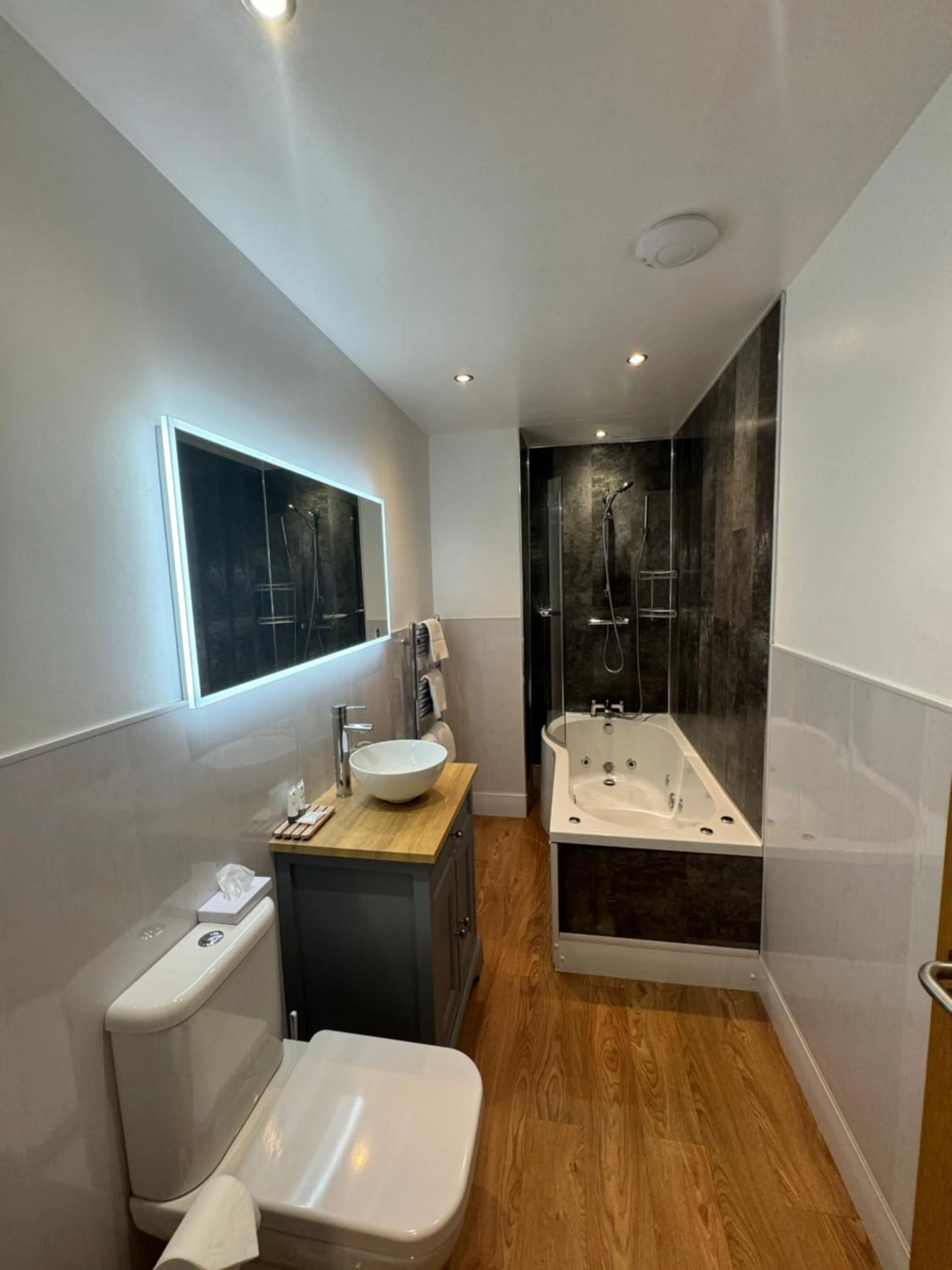 Bathroom in Aberdunant Hall