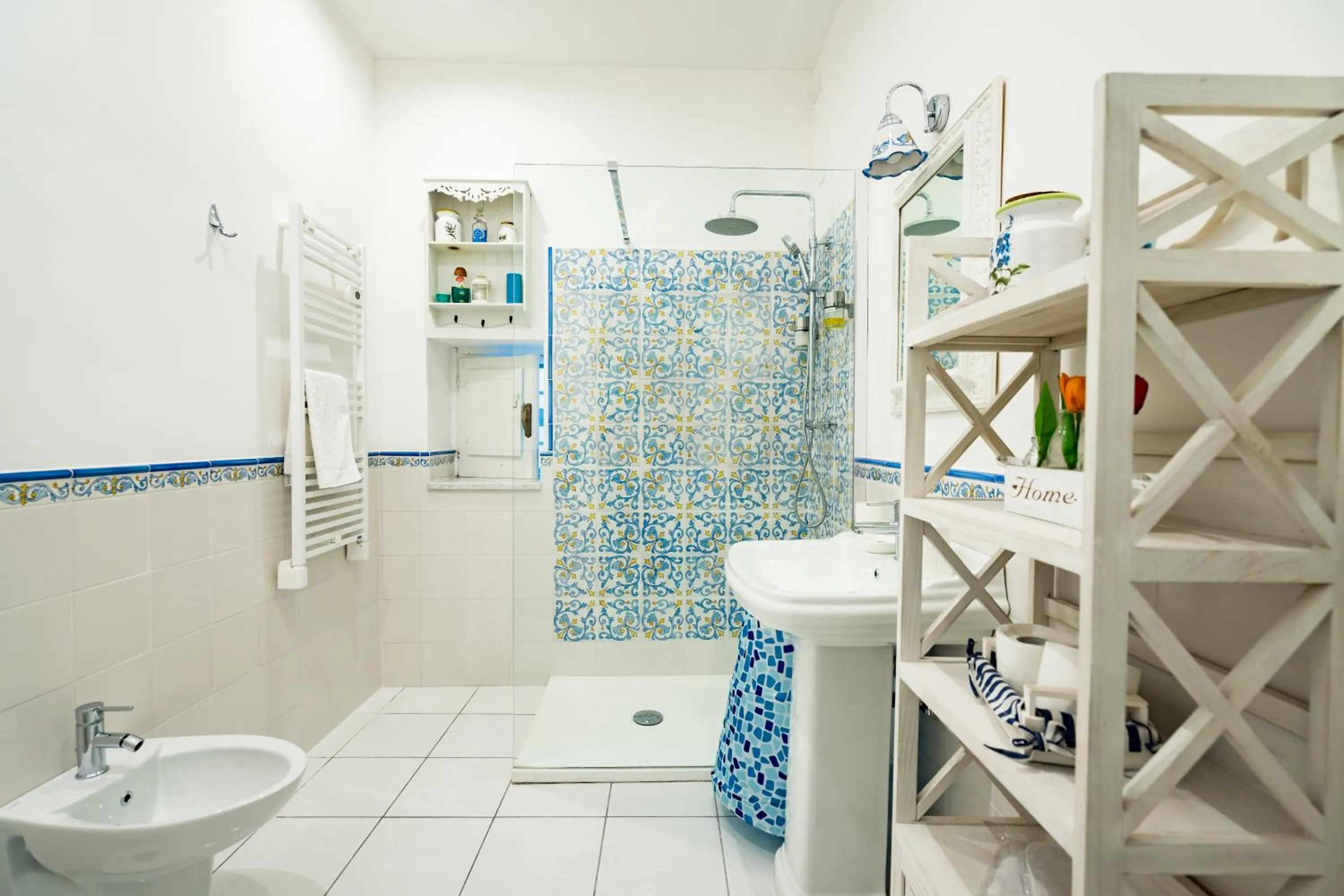 Shower in Borgo Dei Saraceni - Suites & Apartments