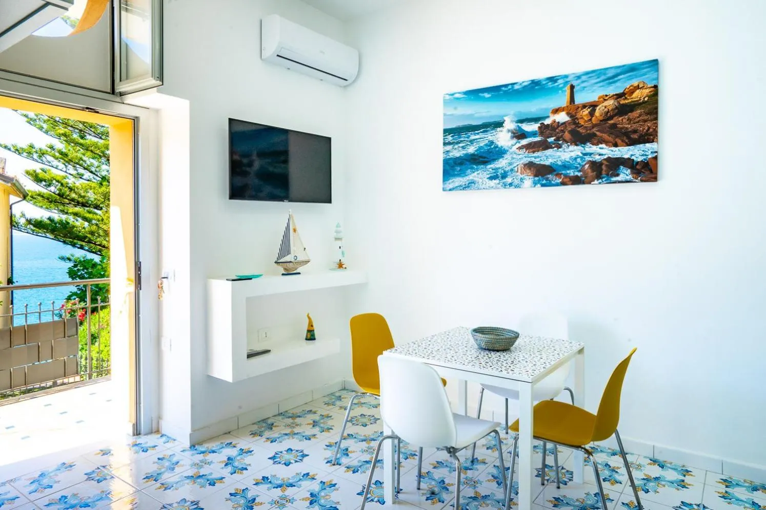 Photo of the whole room in Borgo Dei Saraceni - Suites & Apartments